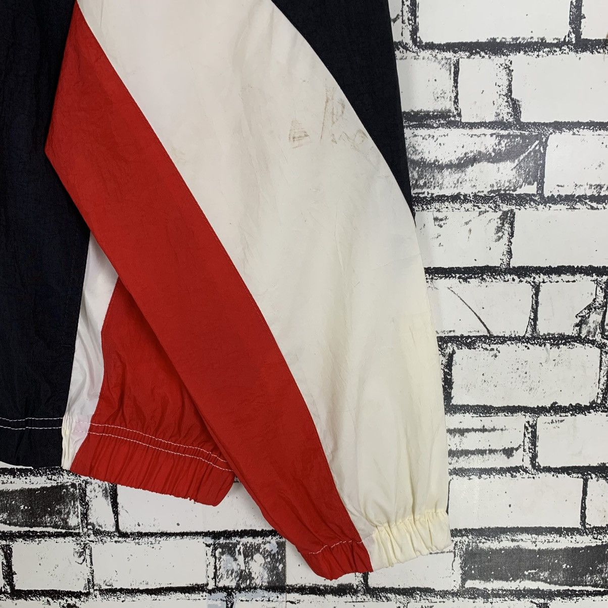 Nike Vintage Nike Windbreaker Jacket Size US S / EU 44-46 / 1 - 8 Thumbnail