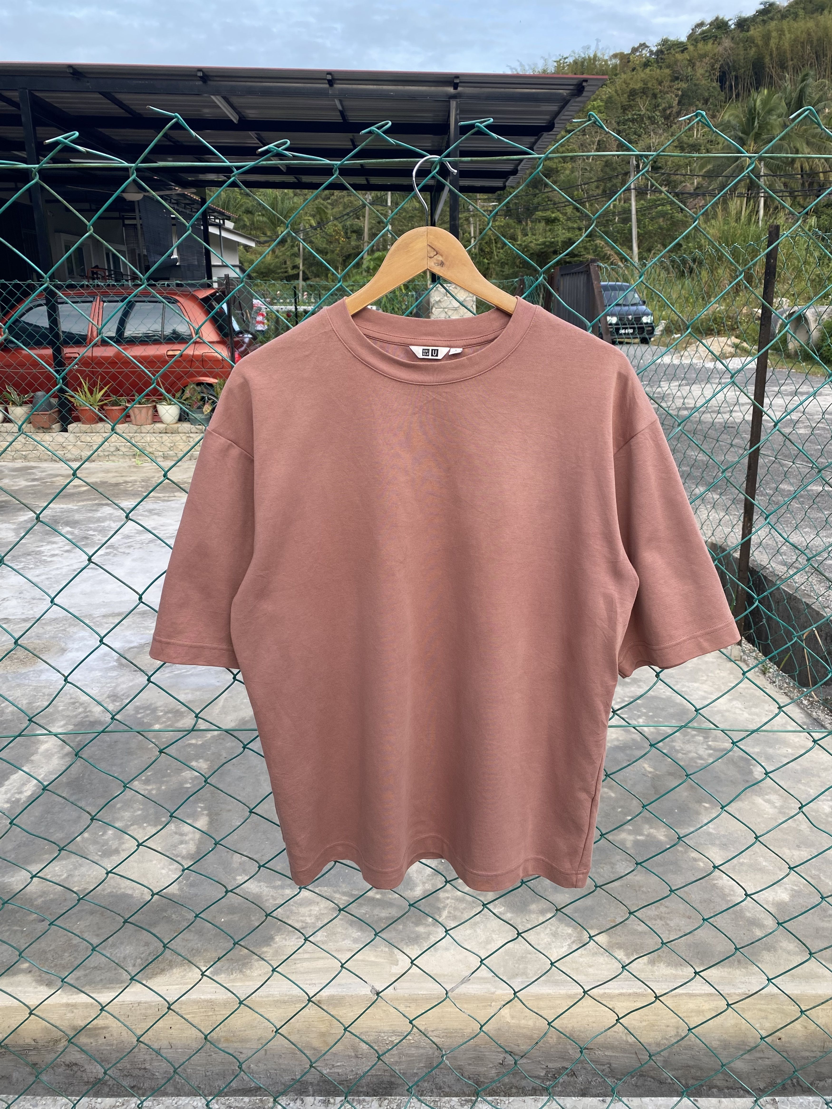 Japanese Brand × Uniqlo SS Uniqlo U AIRism dusty pink tees Size US L / EU 52-54 / 3 - 1 Thumbnail