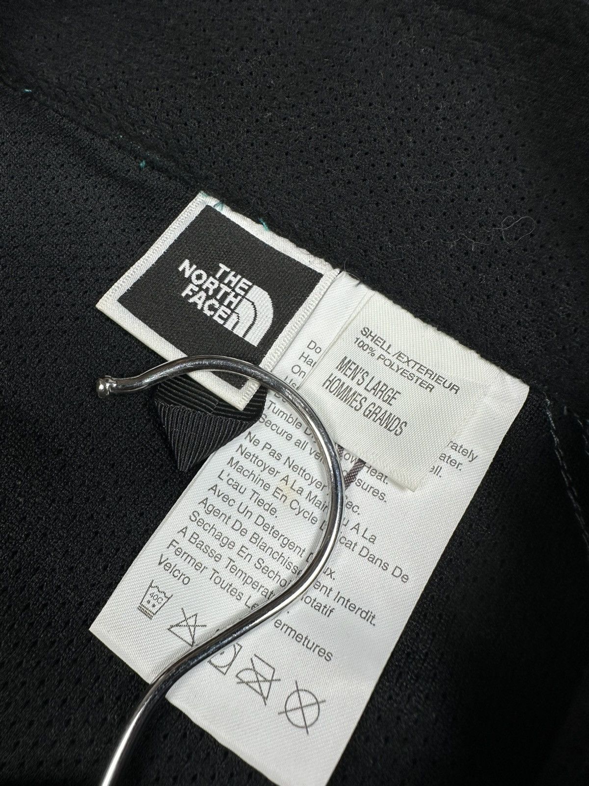 The North Face Vintage The North Face Light Jacket Windbreaker Size L Size US L / EU 52-54 / 3 - 9 Thumbnail