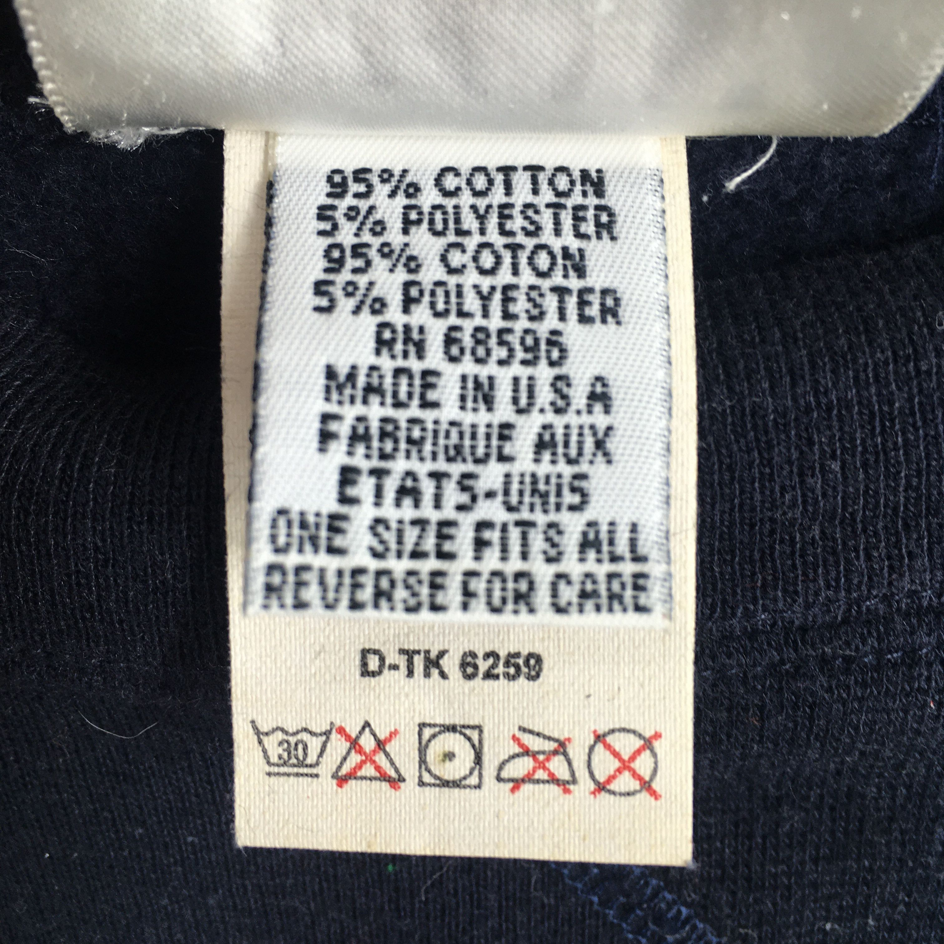 DKNY Vintage Dkny Usa Jeans Black Sweatshirt Medium Size US M / EU 48-50 / 2 - 5 Thumbnail