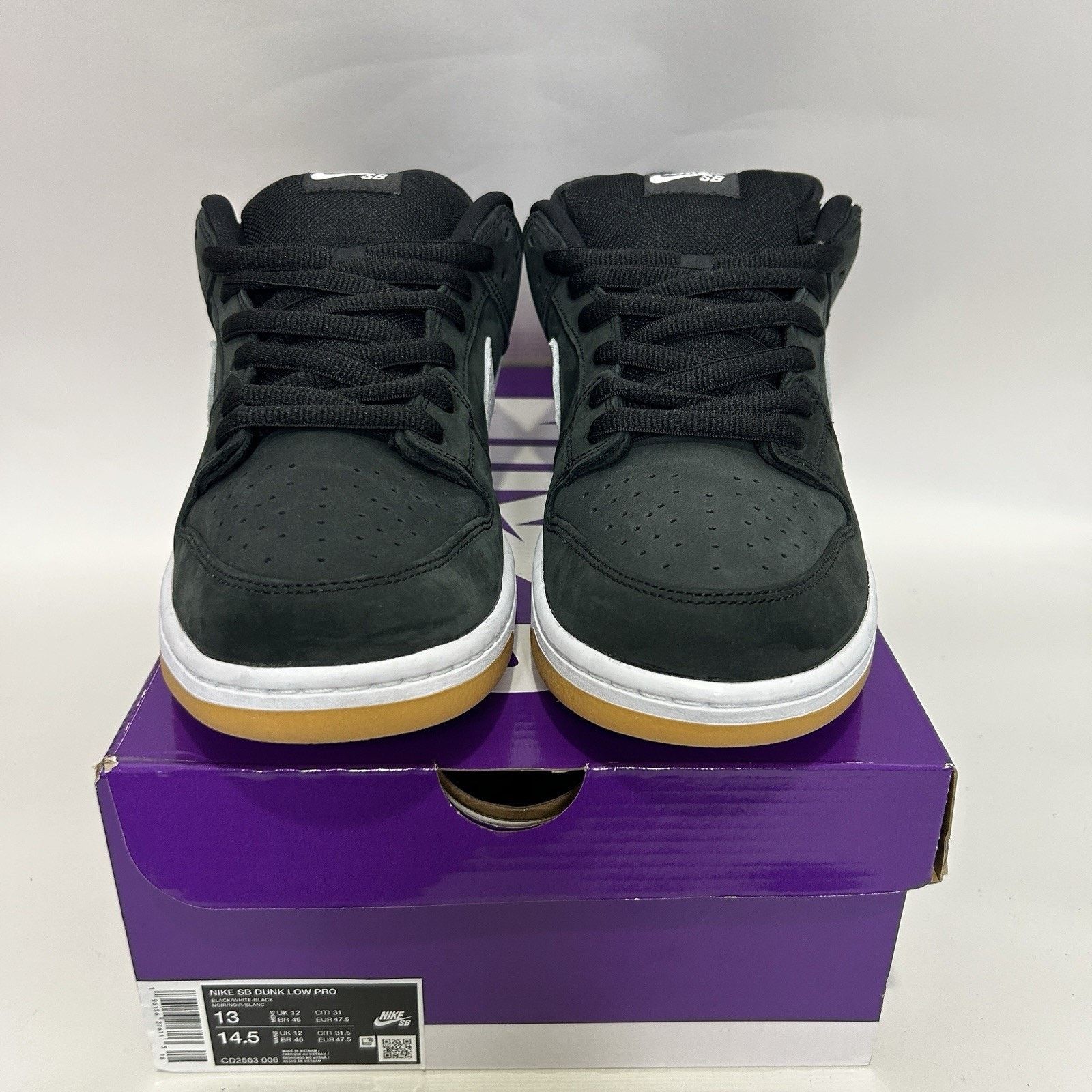 Nike Nike SB Dunk Low Pro “Black Gum” Size US 13 / EU 46 - 2 Thumbnail