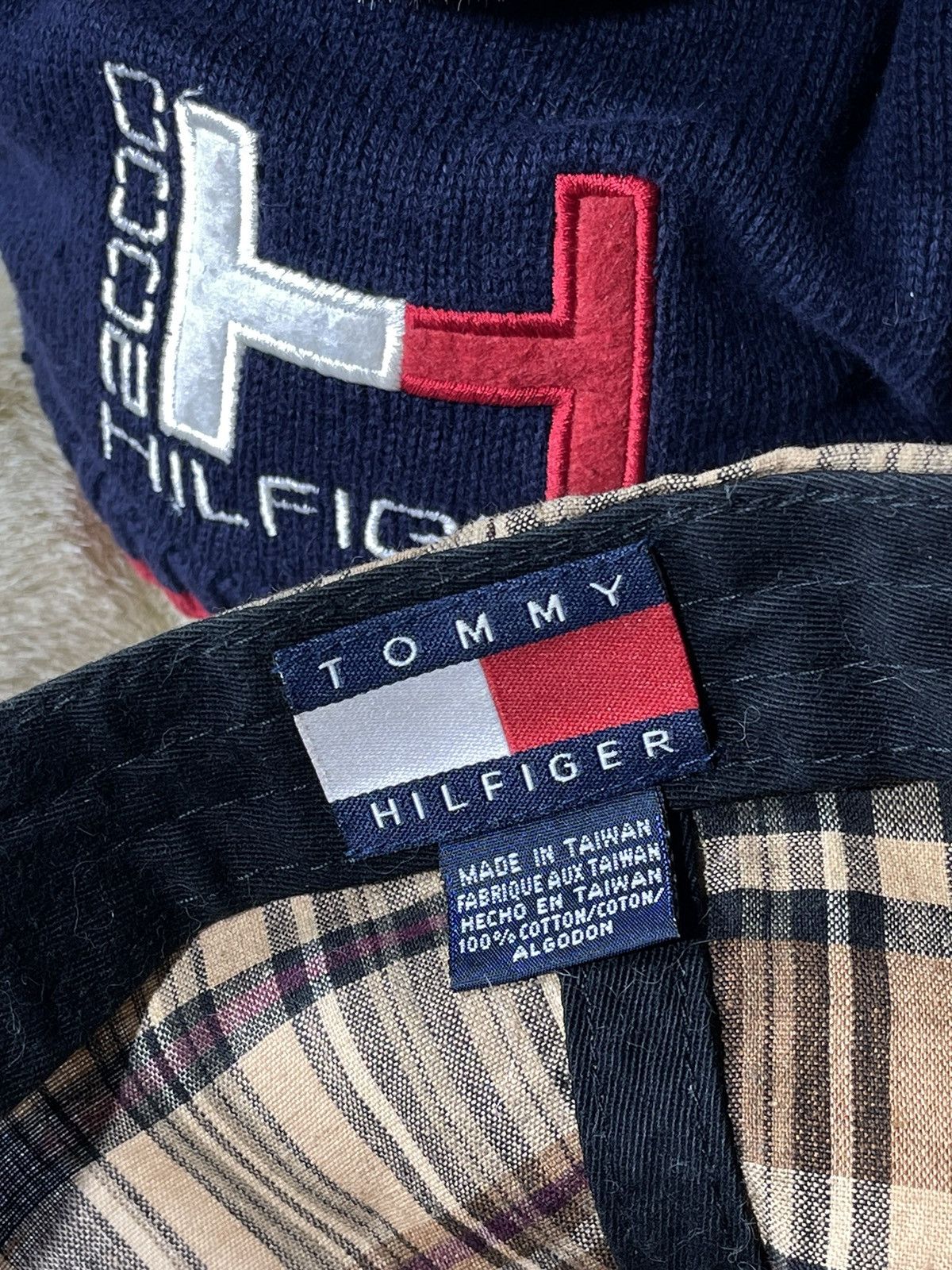Tommy Hilfiger × Vintage Cap Tommy Hilfiger Lion Crest OG Vintage 90’s Size ONE SIZE - 11 Thumbnail