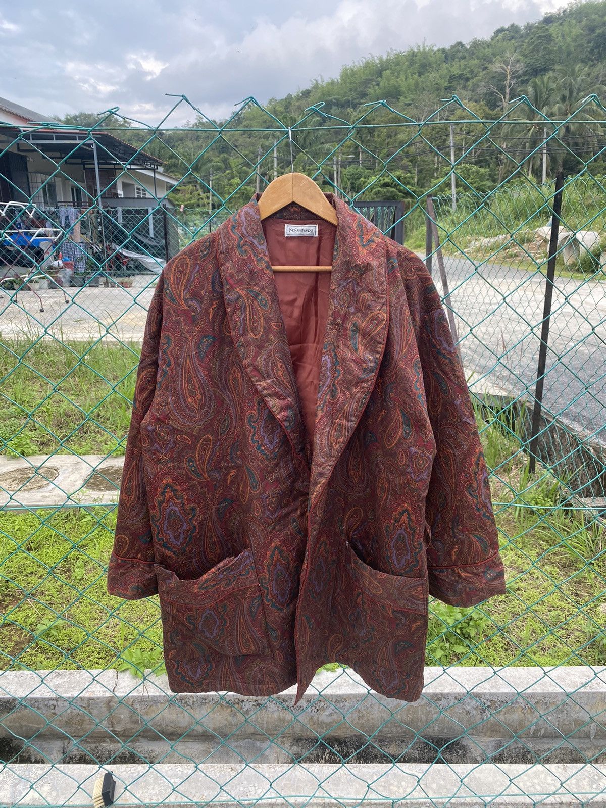 Hedi Slimane × Yves Saint Laurent Yves Saint Lauren Paisley Kimono Size US L / EU 52-54 / 3 - 1 Thumbnail