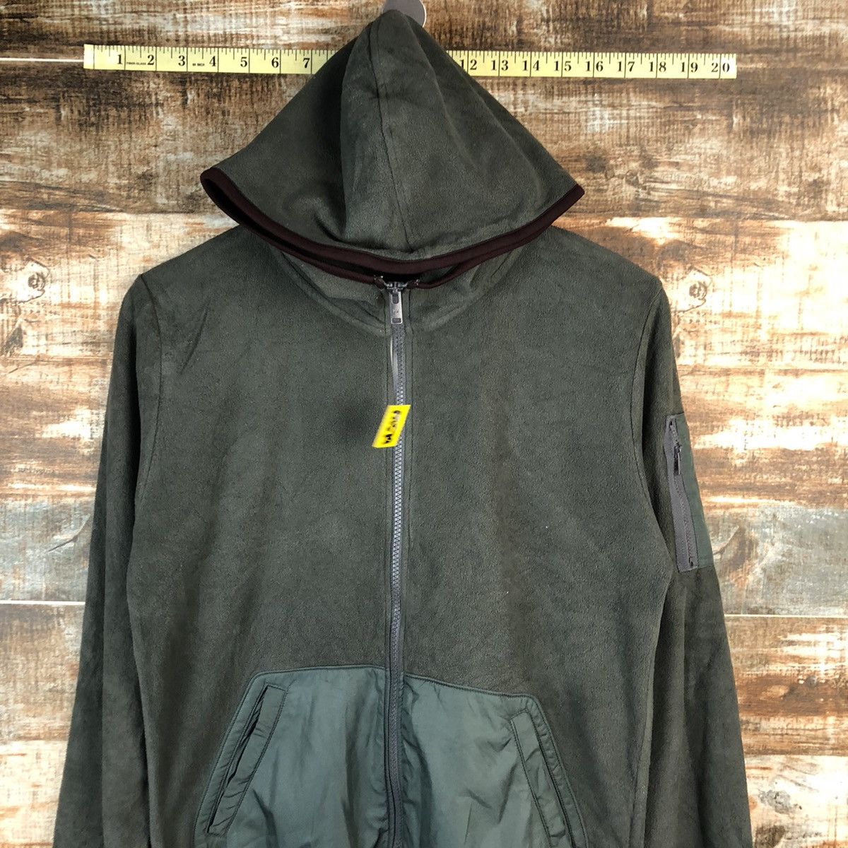 Undercover × Uniqlo DL Uniqlo X Undercover Green Hoodie sweater #A1579 Size US M / EU 48-50 / 2 - 5 Thumbnail