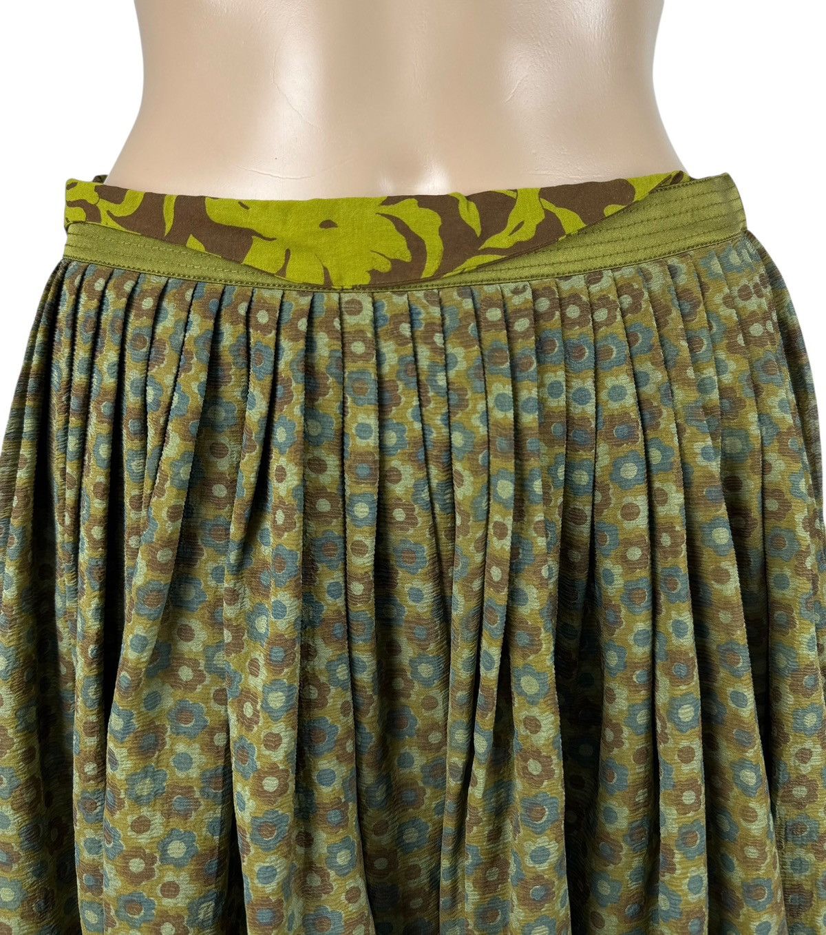 Other Sabyasachi Pleated Silk Cotton Skirt Knee Length size 10 Size 28" / US 6 / IT 42 - 3 Thumbnail