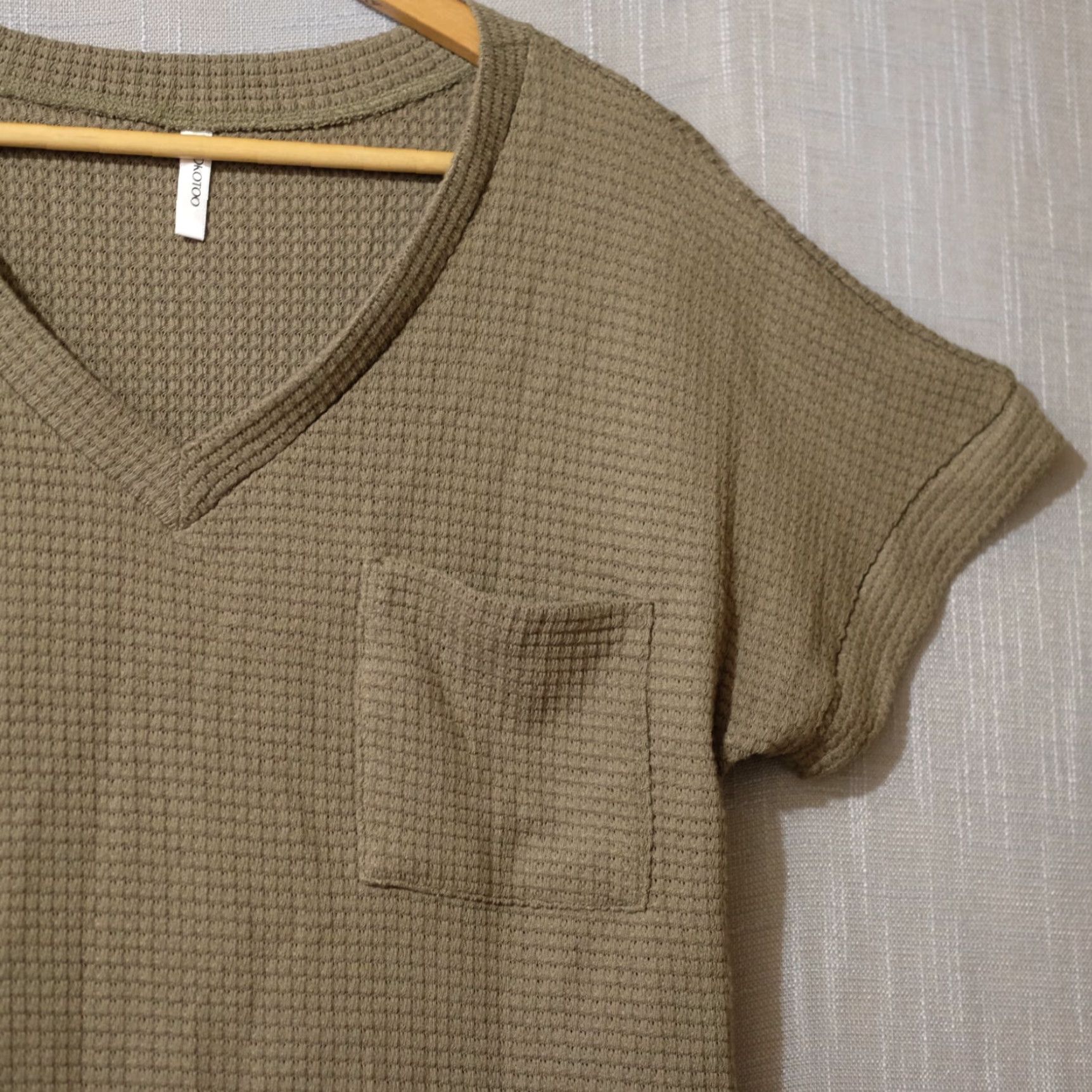 Vintage DOKOTOO Dolman Short Sleeve V-Neck Sweater Green Women's M Shirt Pullover Casual Lightweight Knit Size M / US 6-8 / IT 42-44 - 3 Thumbnail