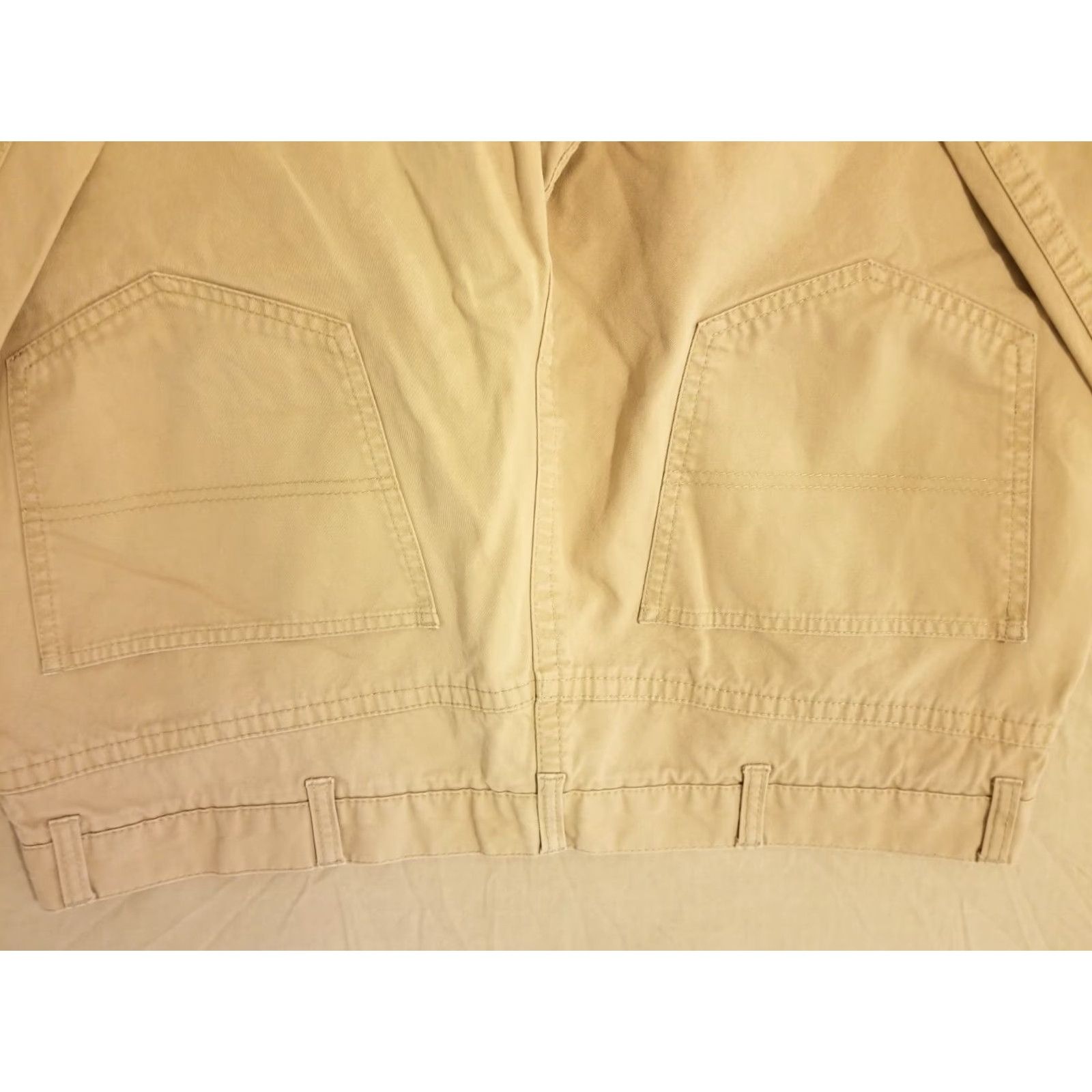 Tommy Hilfiger VINTAGE Tommy Hilfiger Jeans Mens 40x30 Khaki Cotton Straight Classic Pants Beige 30 Inseam Mens Size US 40 / EU 56 - 2 Thumbnail
