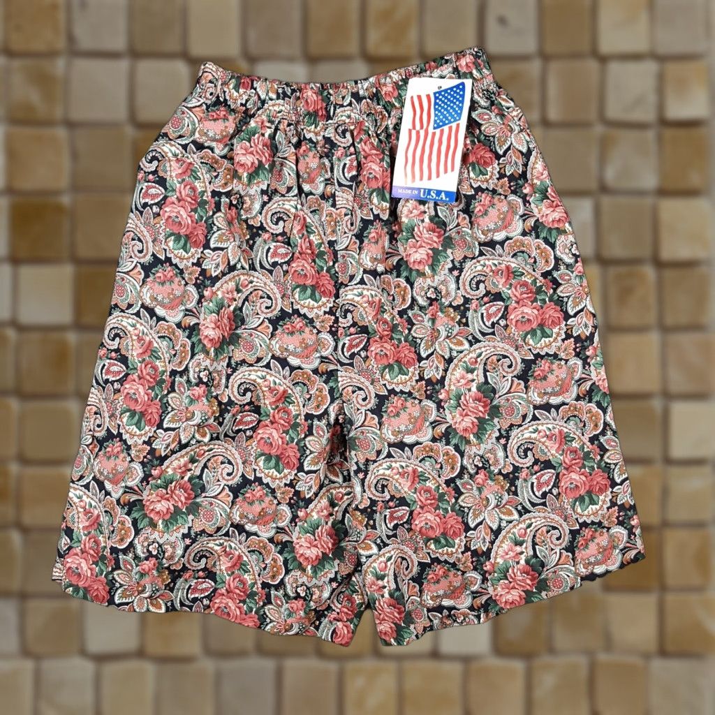 Pinko Vintage Infinity Chic Women's Shorts L Pink Floral Paisley Paperbag 90s Y2K Retro Summer Size 36" / US 14 / IT 50 - 1 Thumbnail