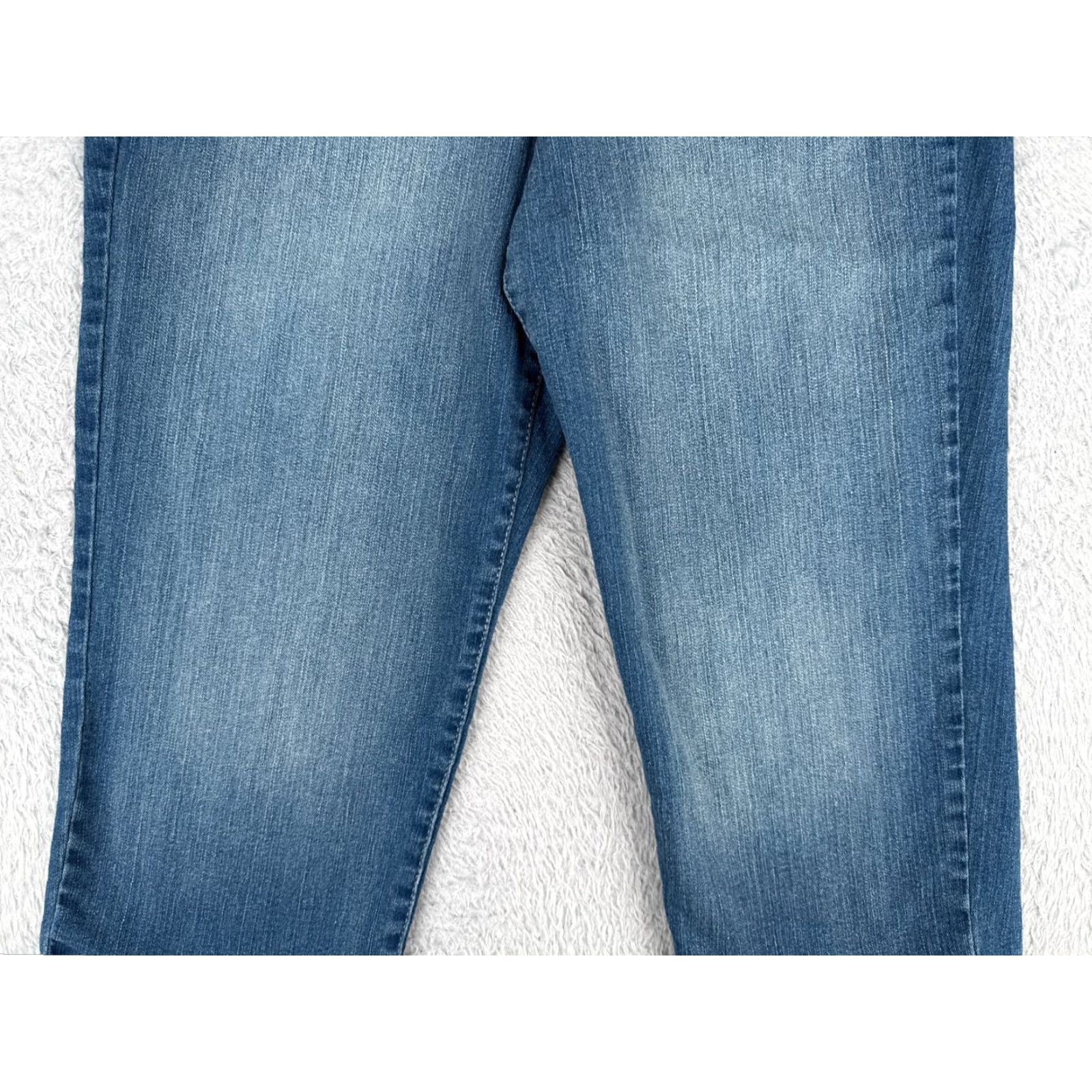 Vintage Style & Co Jeans Women 8 Capri Denim Blue Medium Wash 29x21 Womens Size 30" / US 8 / IT 44 - 3 Thumbnail