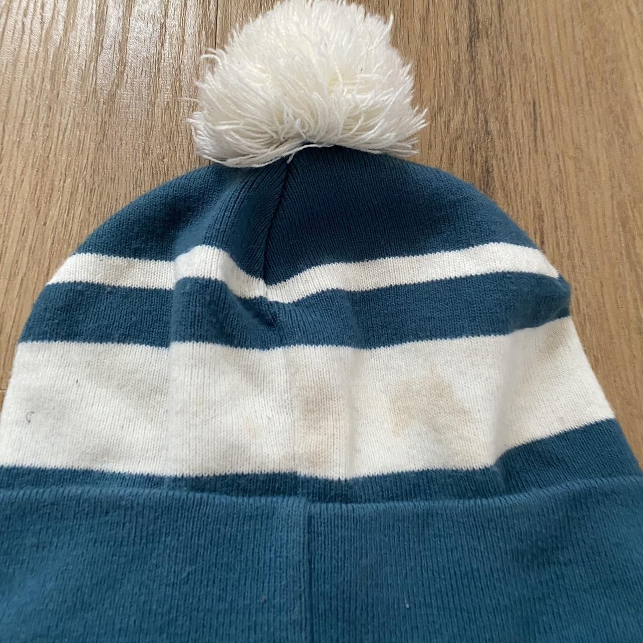 Vans Navy white striped beanie #stripedhat Size ONE SIZE - 4 Thumbnail
