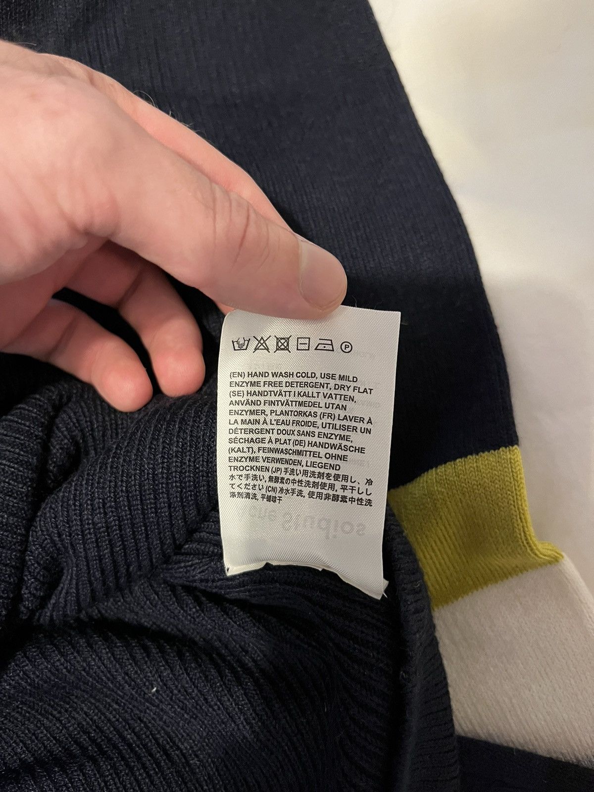 Acne Studios Acne Studios sweater Size US L / EU 52-54 / 3 - 5 Thumbnail