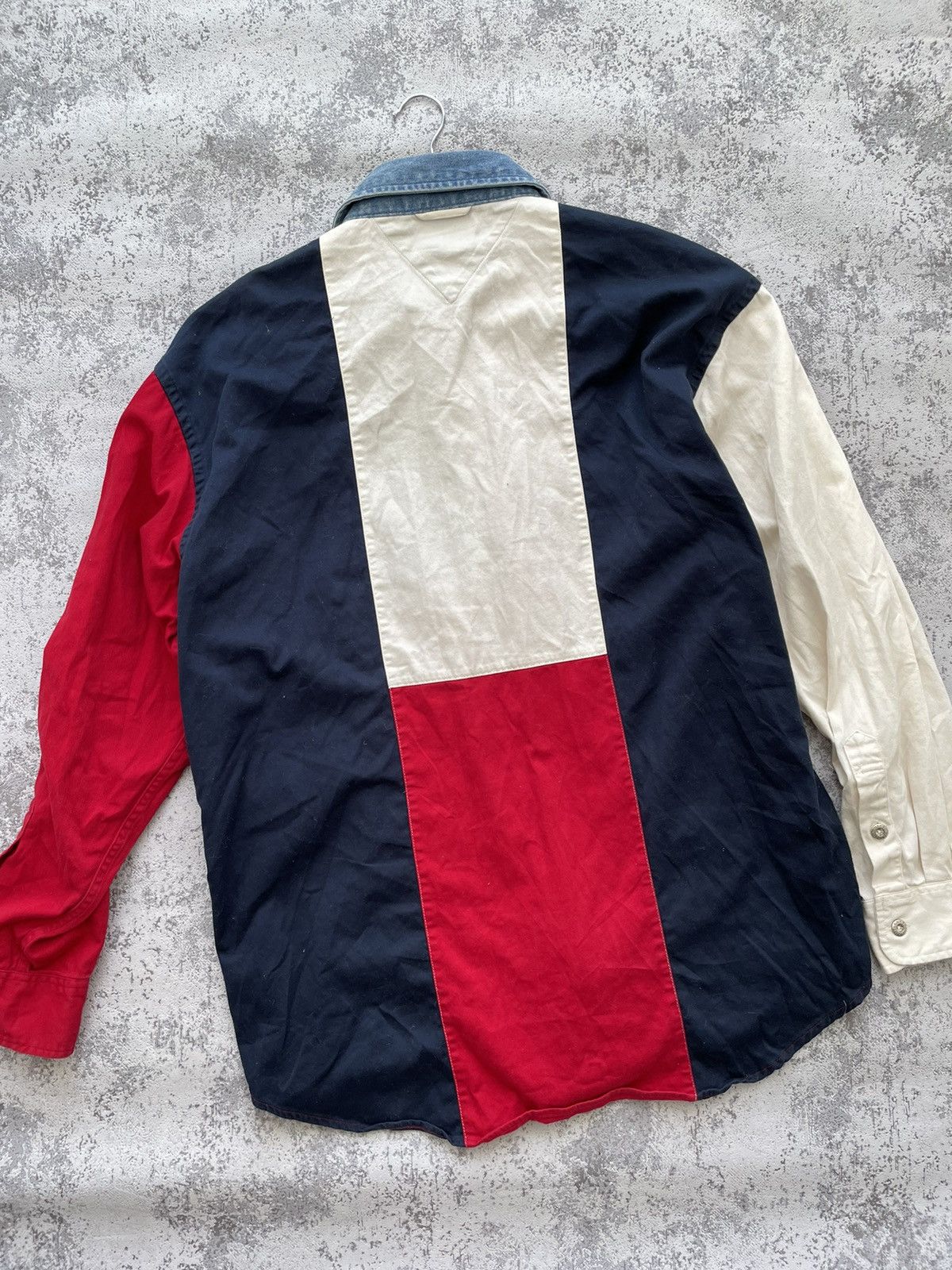 Tommy Hilfiger × Vintage Vintage Tommy Hilfiger American 🇺🇸 Flag Shirt Size US M / EU 48-50 / 2 - 5 Thumbnail