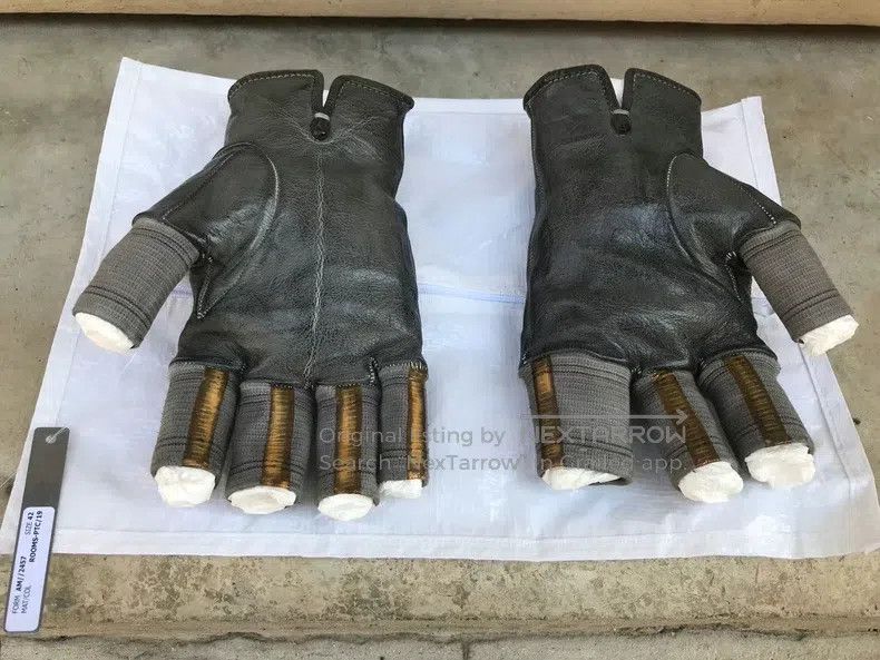 Carol Christian Poell Carol Christian Poell Glove Size ONE SIZE - 4 Thumbnail