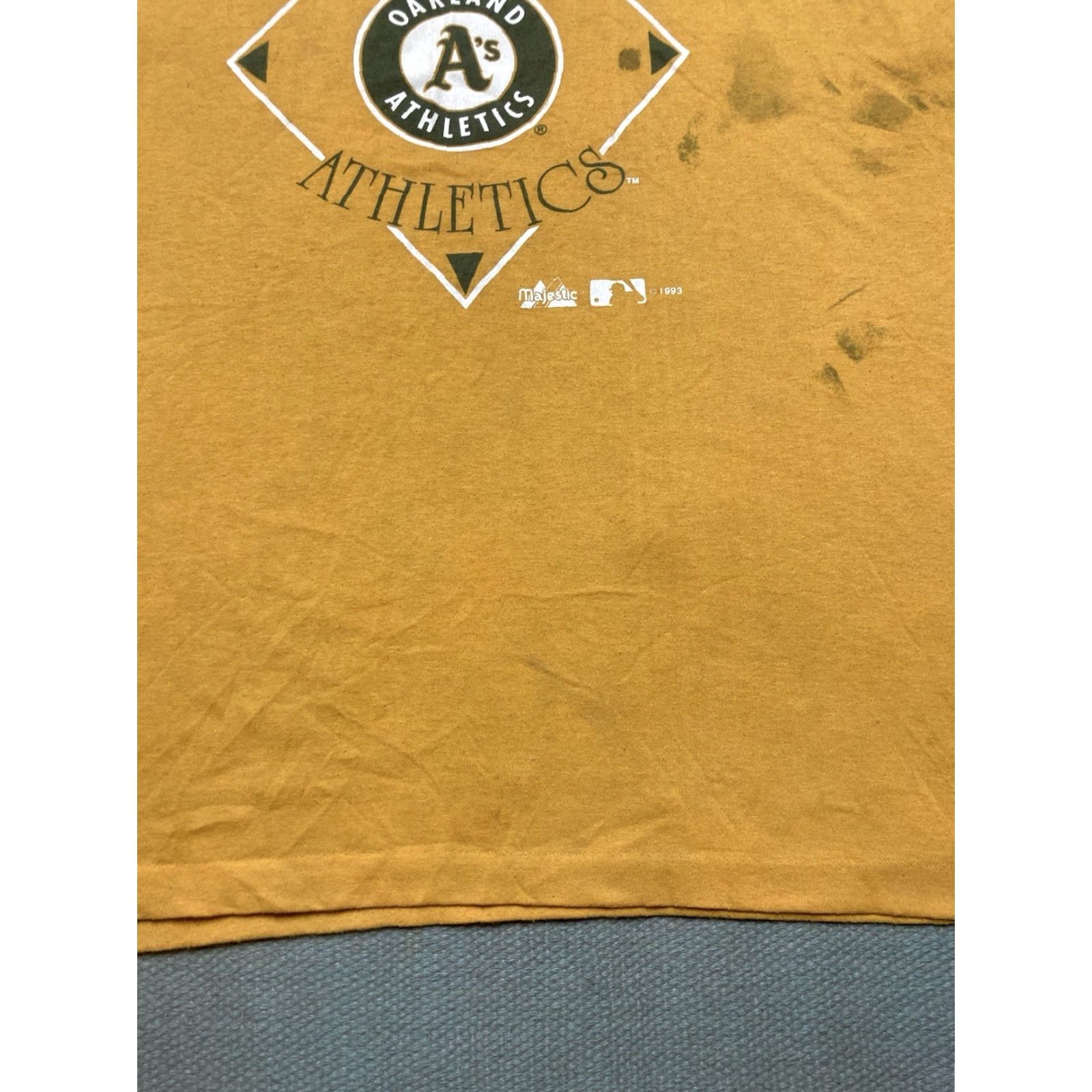 Vintage VINTAGE 90s Tank Top Sleeveless Shirt Oakland Athletic A’s Stained Distressed XL Shirt Men Yellow 90s Athletic T-Shirt Mens XL Bays? Size US XL / EU 56 / 4 - 3 Thumbnail