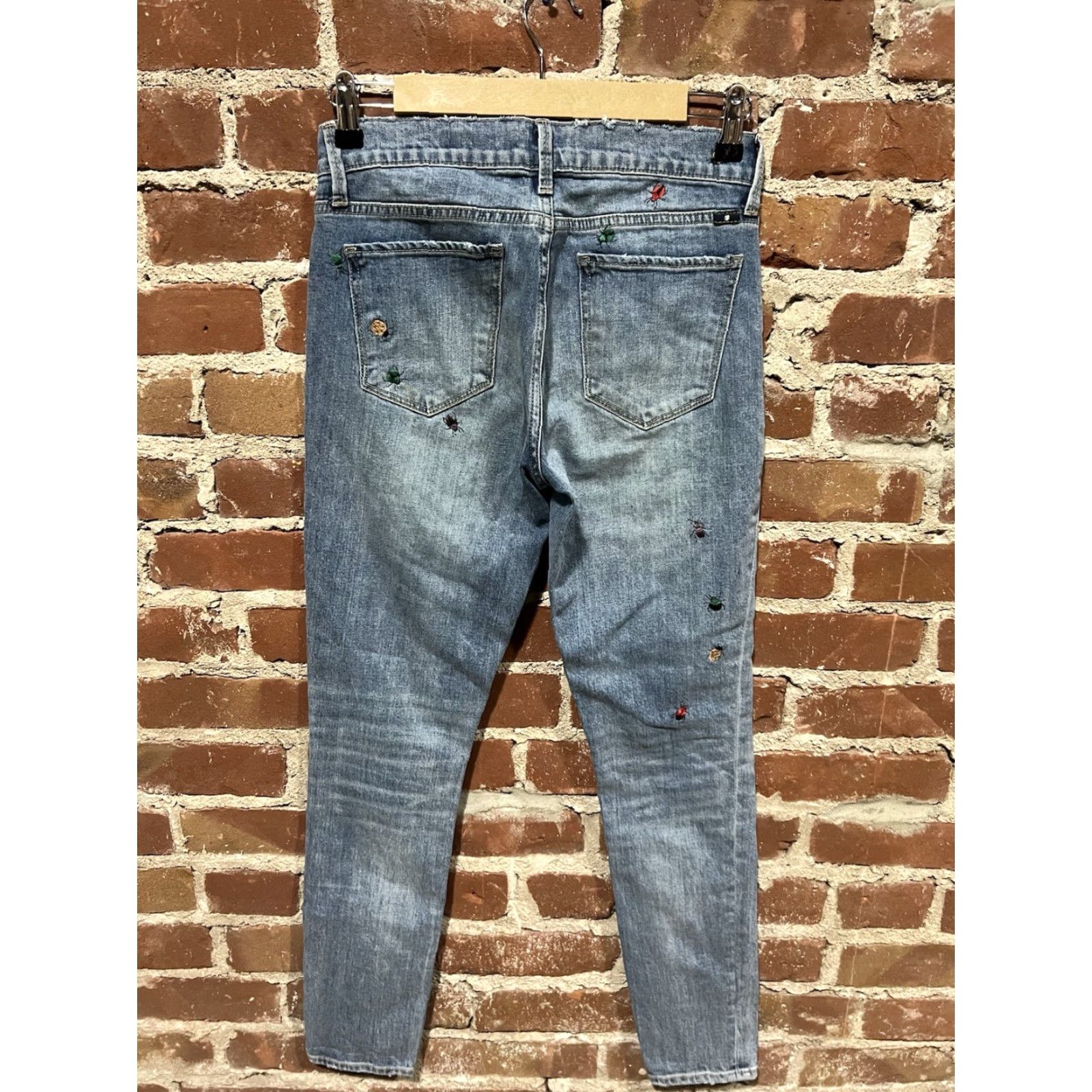 Lucky Brand Lucky Brand Jeans Size 25 Ava Skinny Lady Bug Embroidered Hippy Retro Size 42" / US 20 - 4 Thumbnail