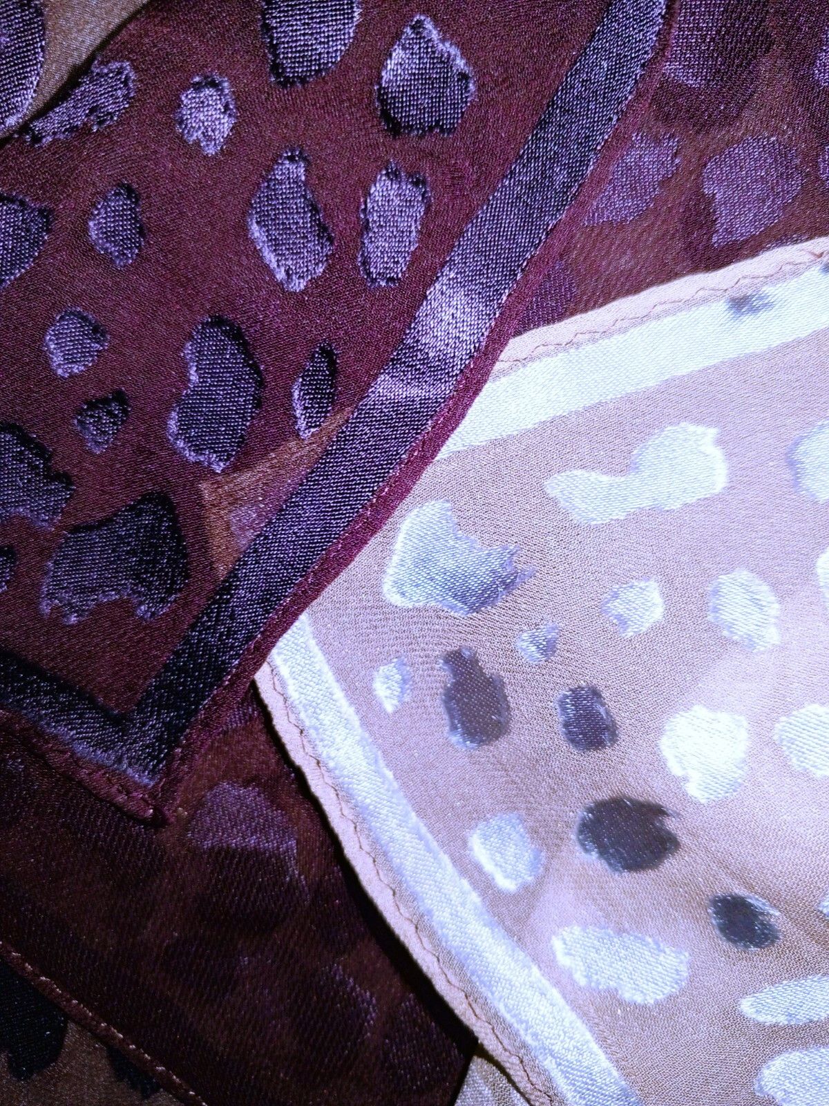 Yves Saint Laurent Yves Saint LAURENT YSL Paris Leopard Velvet Silk Scarf Size ONE SIZE - 9 Thumbnail