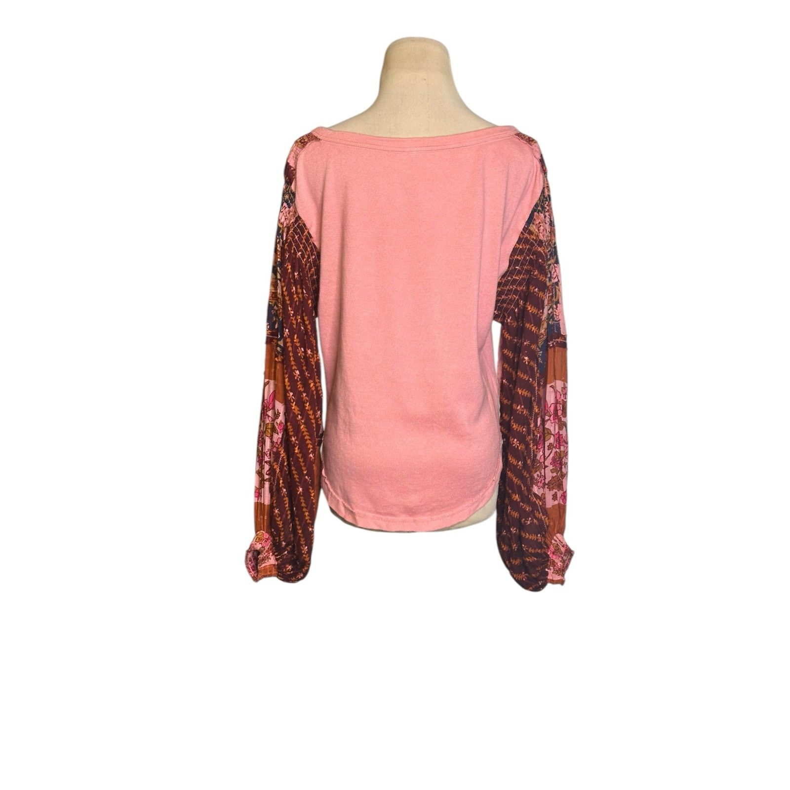 Free People Free People Light Magic Balloon Sleeves Henley top size XS Size XS / US 0-2 / IT 36-38 - 7 Thumbnail