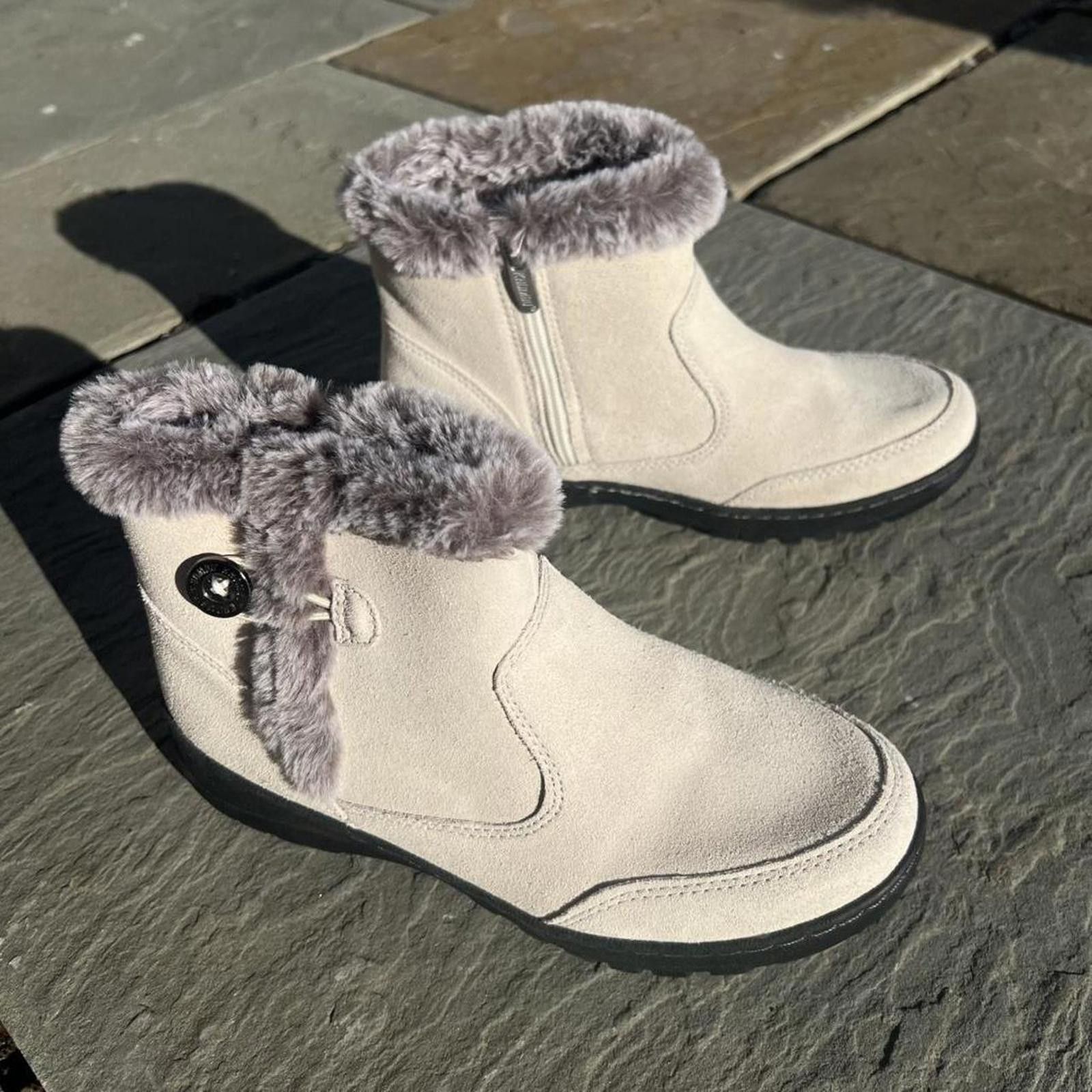 Other Cream Suede Faux Fur Collar Water Repellant Boots Size US 8 / IT 38 - 1 Thumbnail