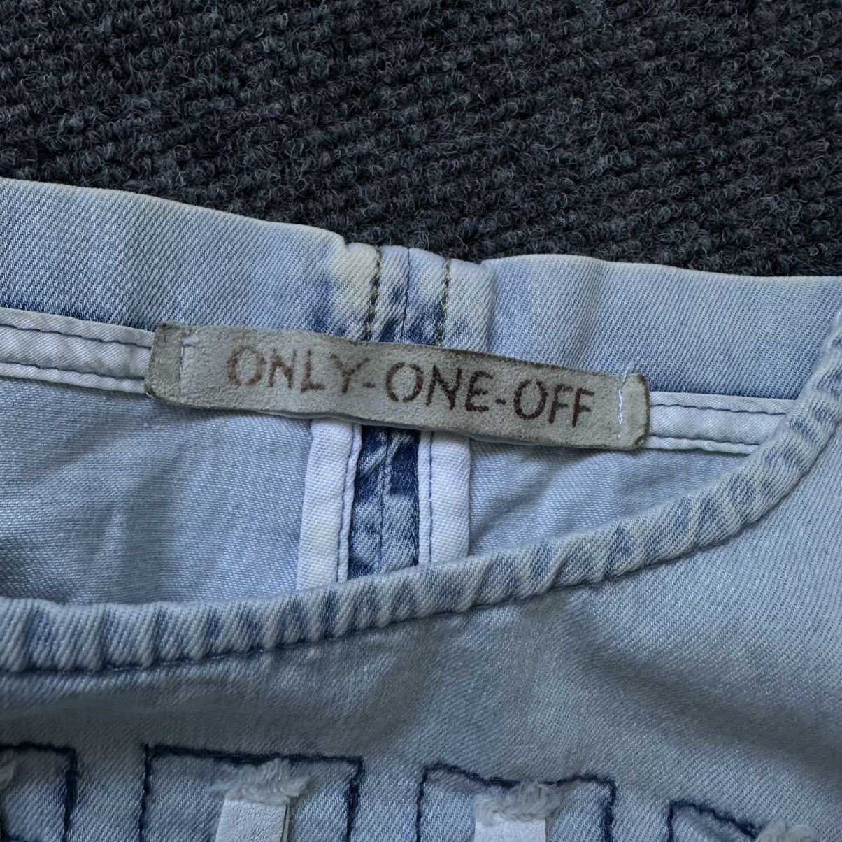 If Six Was Nine VTG Women’s Only One Of Tank Top Sleeveless Size M Y2K 00s Size M / US 6-8 / IT 42-44 - 11 Thumbnail