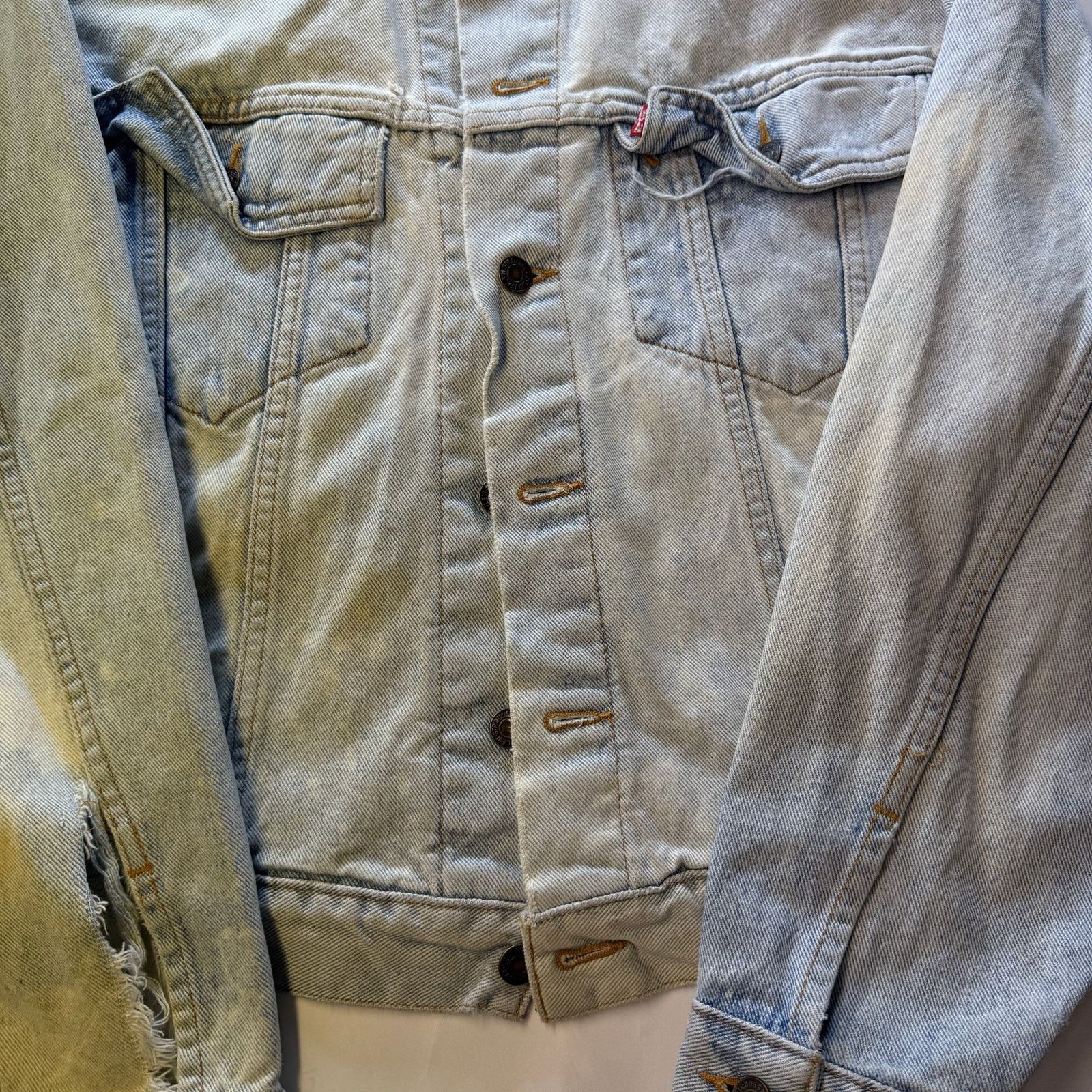 Levi's 90'S Levi's 70598-4834 Large Patch Denim Jacket Size Medium Size US M / EU 48-50 / 2 - 9 Thumbnail