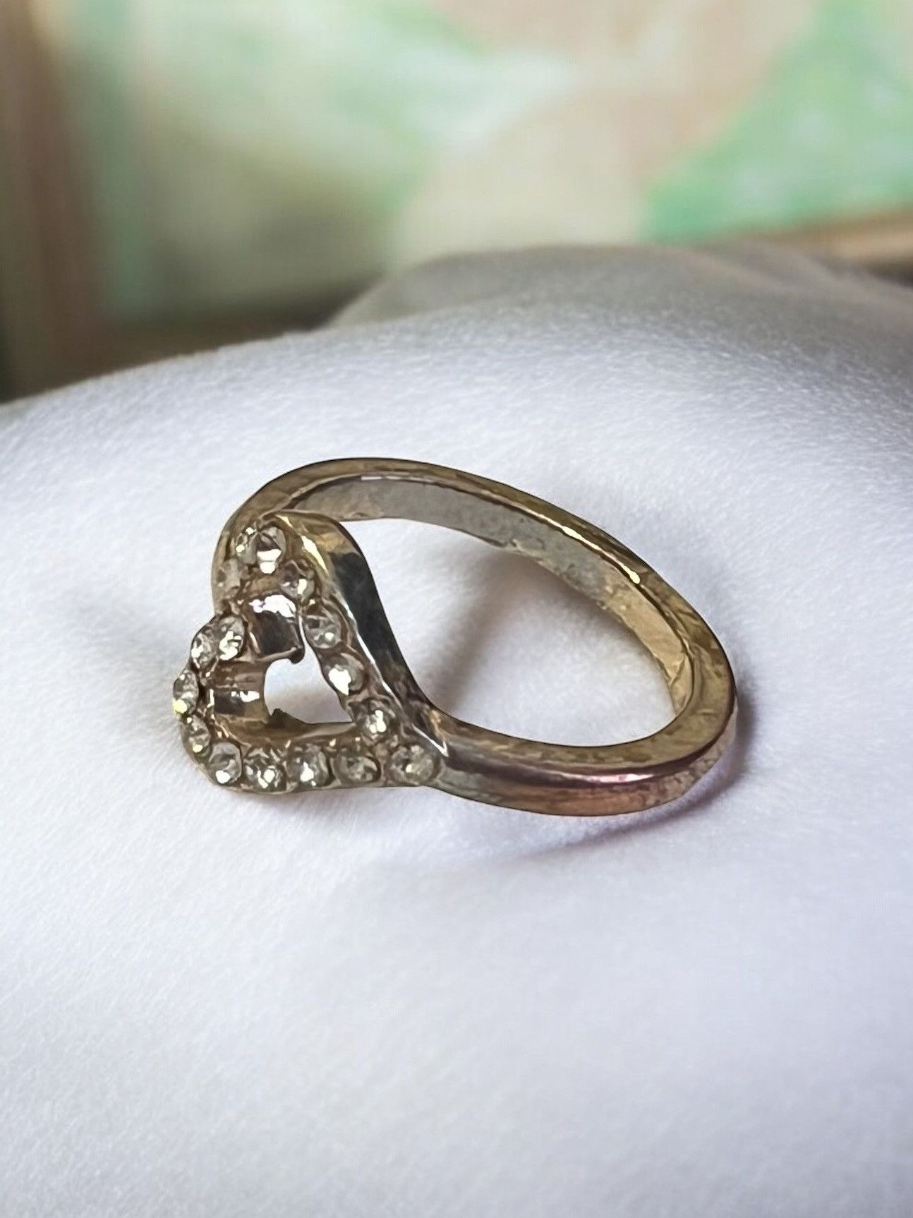 Vintage Radiant Heart-Shaped Gold Tone Ring Size ONE SIZE - 4 Thumbnail