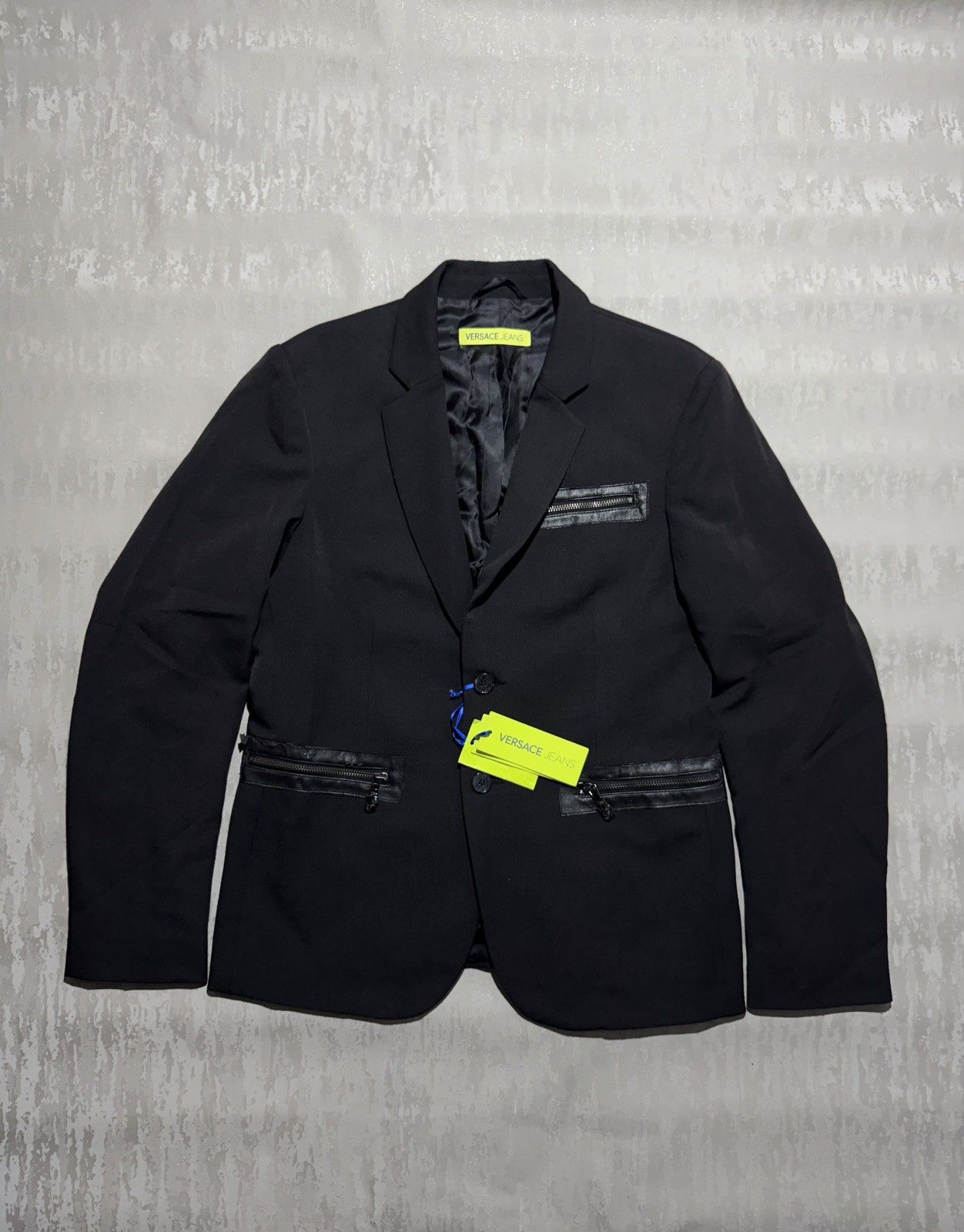 Versace Vintage Versace Jeans Size M Size M / US 6-8 / IT 42-44 - 1 Thumbnail
