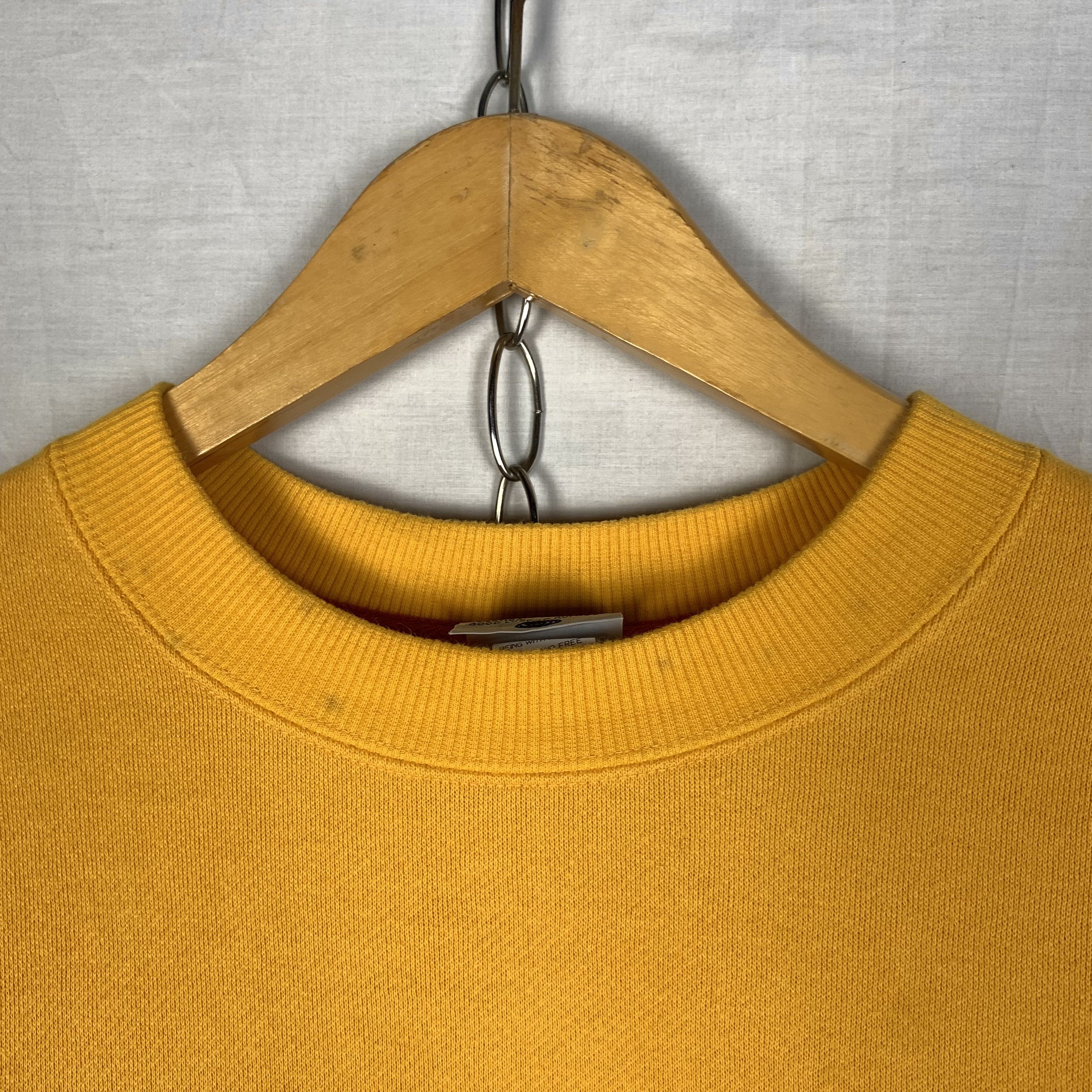 Vintage Vintage Soljah Surfboards Sweatshirt Crewneck Size US L / EU 52-54 / 3 - 6 Thumbnail