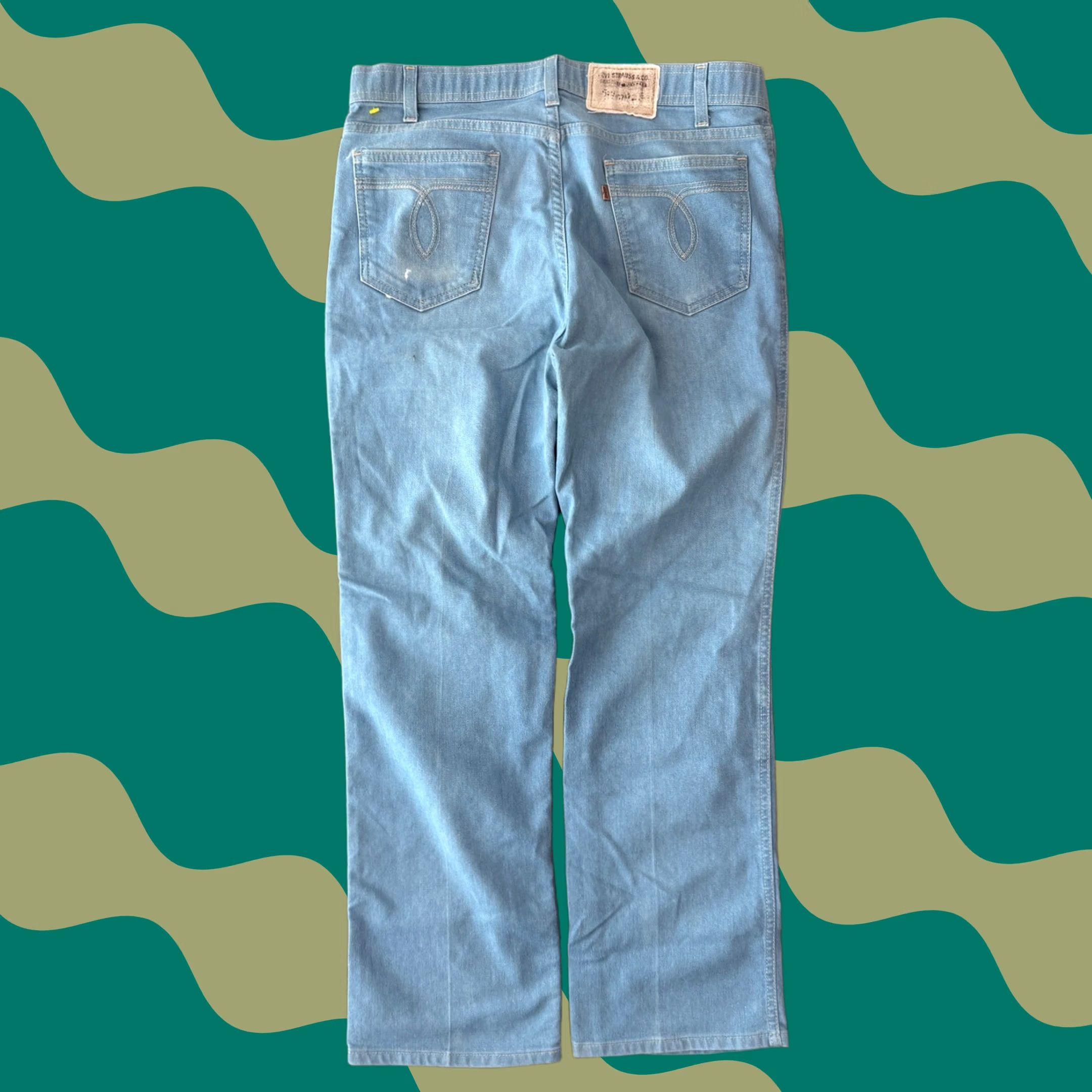 Levi's VINTAGE Levi's Jeans Mens 36x30 Blue Chambray Straight Cowboy Action 70s 80s Denim Jeans Mar 36 Mens Size US 36 / EU 52 - 1 Thumbnail