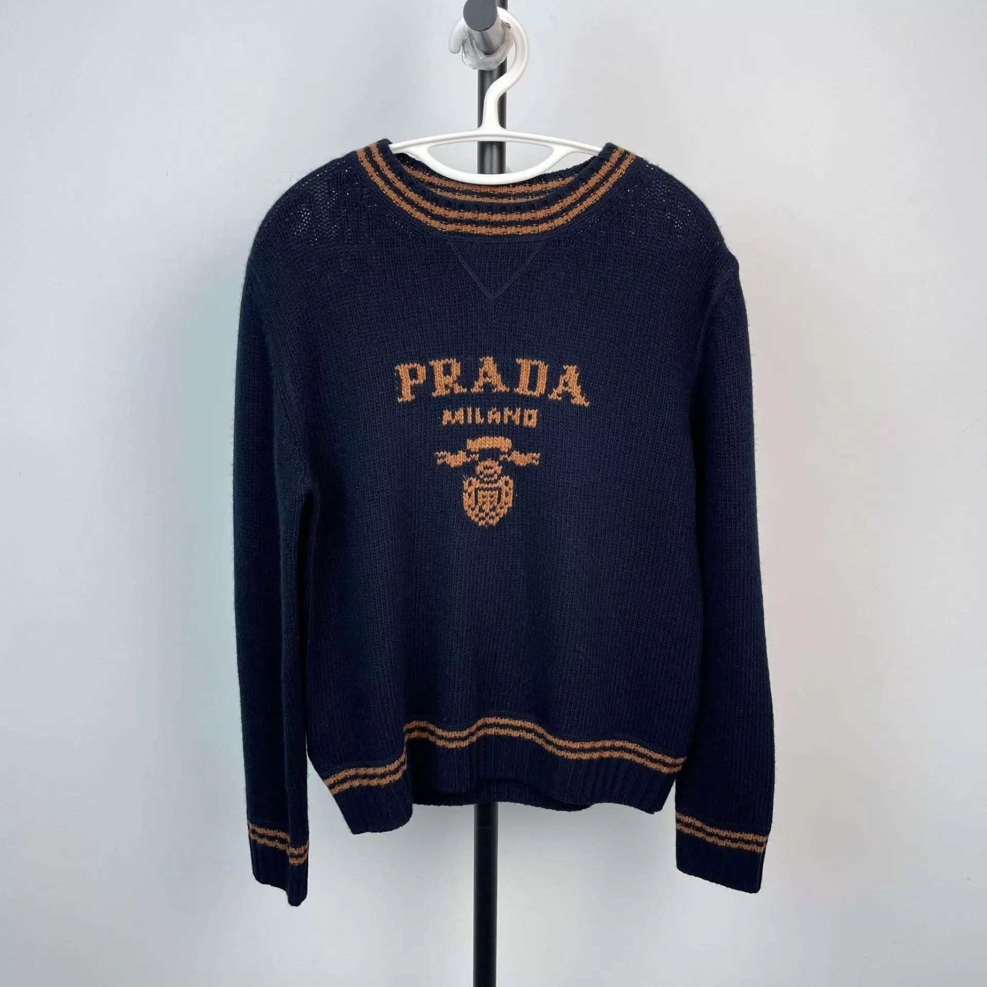 Prada Prada knit sweater 99 new 36 Size XS / US 0-2 / IT 36-38 - 1 Thumbnail