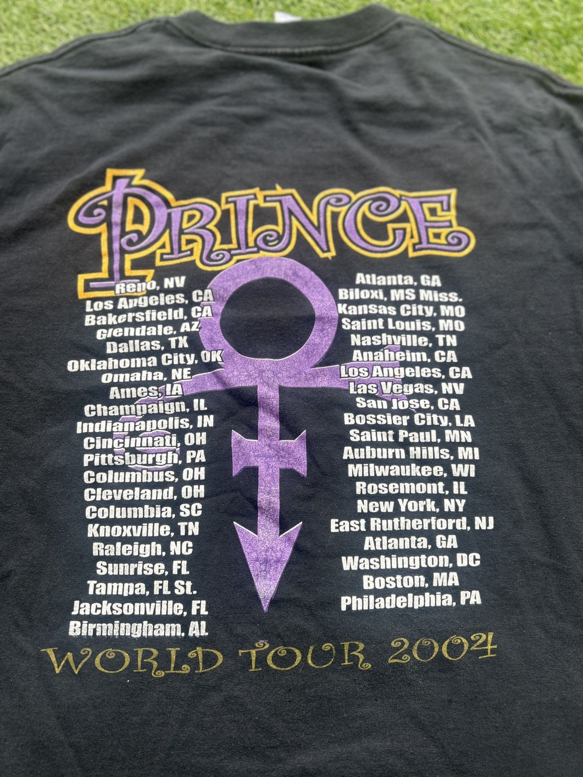 2004 World Tour PRINCE プリンス Tシャツ USA L 2004 World Tour PRINCE プリンス Tシャツ USA L Vintage Prince 2004