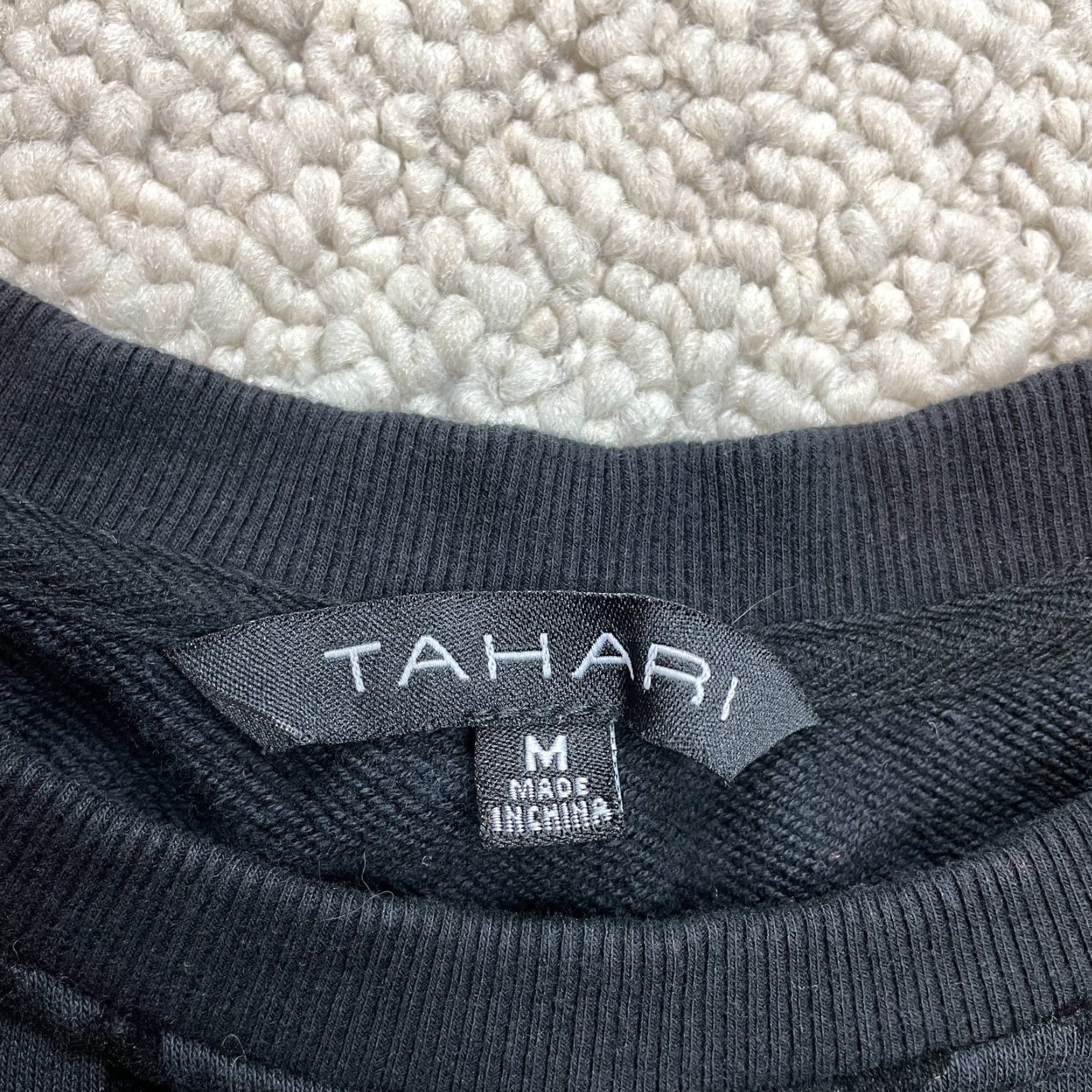 Vintage Tahari Sweatshirt Womens M Black Leopard Print Pullover Crew Knit Cotton Polyester Logo Size M / US 6-8 / IT 42-44 - 5 Thumbnail