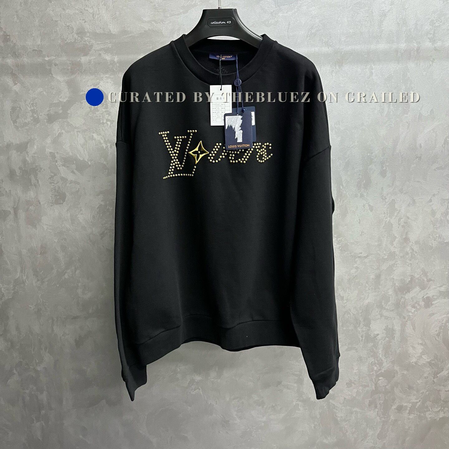 Louis Vuitton Louis Vuitton 24 Black Letter Print Sweatshirt Size US XXL / EU 58 / 5 - 1 Thumbnail
