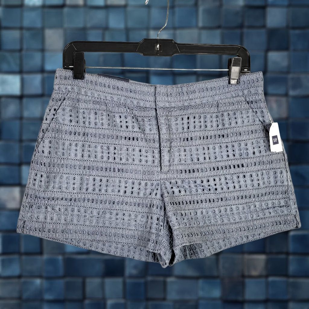 Gap Gap Women's Teal Blue Eyelet Chino Cotton Casual Shorts Size 4 NEW Size 27" / US 4 / IT 40 - 1 Thumbnail