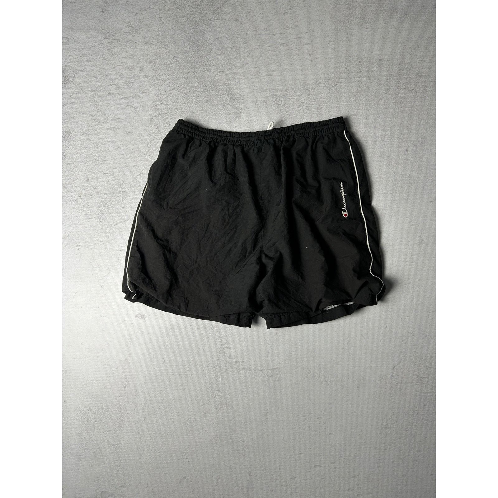 Champion Vintage Champion Black Track Shorts - Men's Medium Size US 32 / EU 48 - 1 Thumbnail