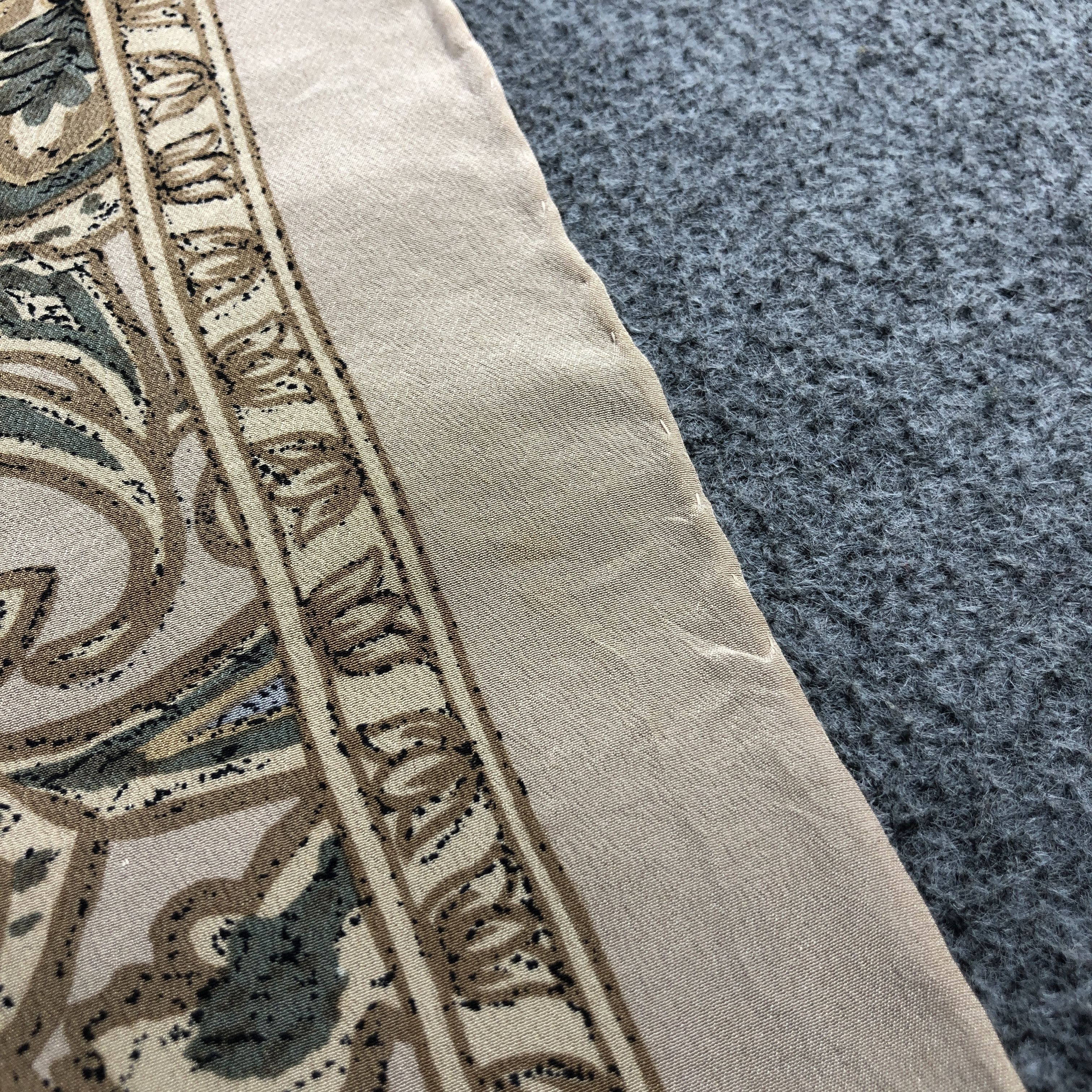 Japanese Brand Vintage Luxury Floral Silk Scarf M1273 Size ONE SIZE - 9 Thumbnail