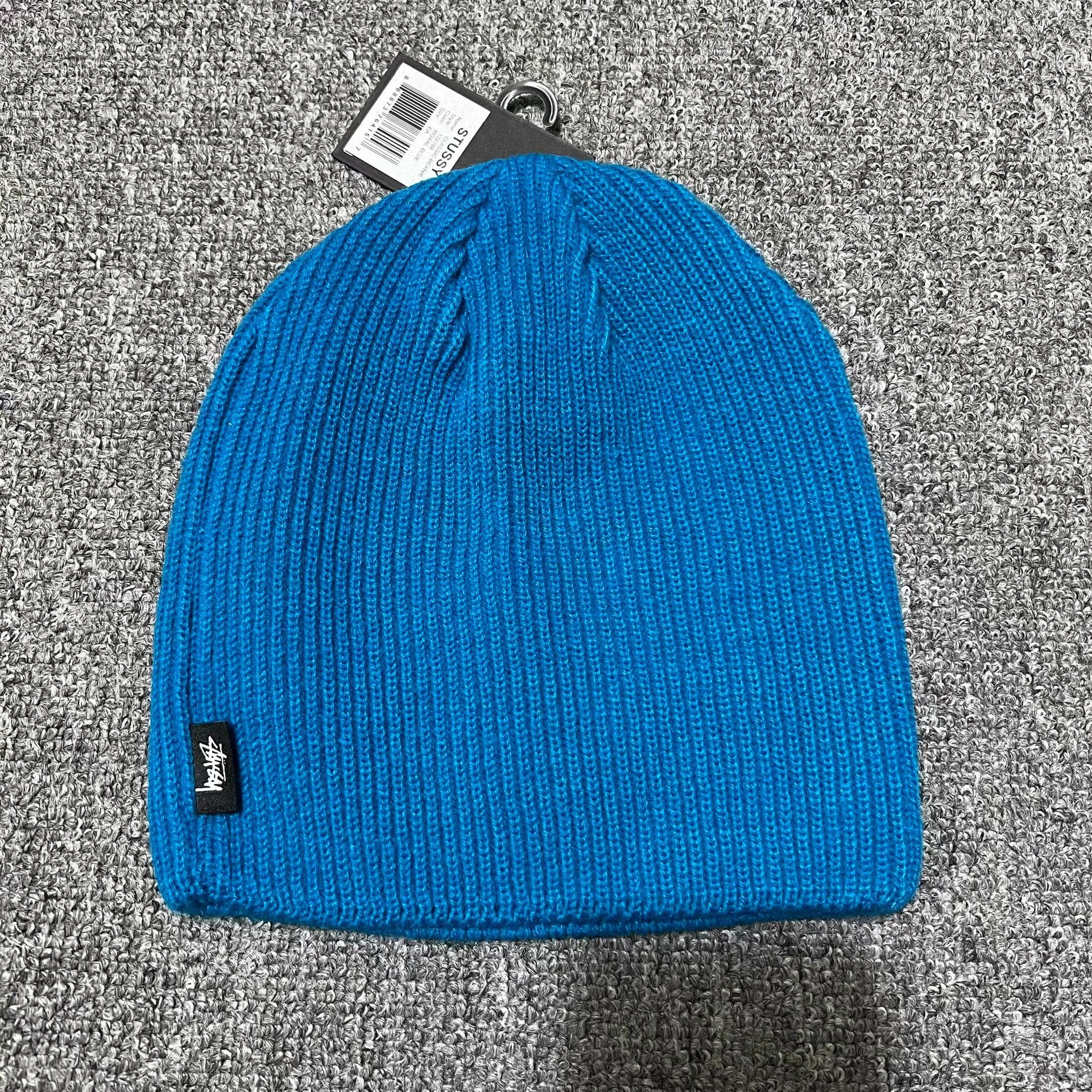 Stussy StussyClassic Solid Color Small Flag Label Knit Beanie Q7 Size ONE SIZE - 4 Thumbnail
