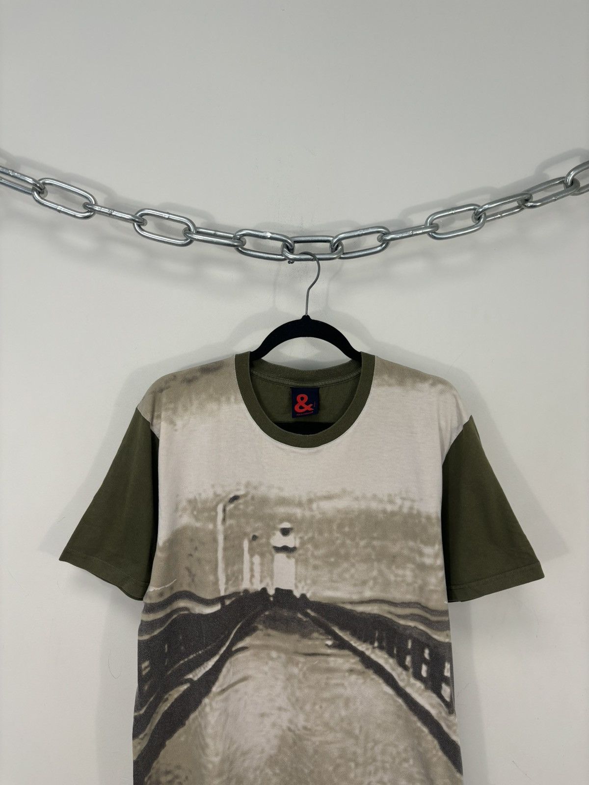 Dolce & Gabbana Vintage Dolce & Gabbana Men’s Very Rare All Over Print Te Size US L / EU 52-54 / 3 - 2 Thumbnail