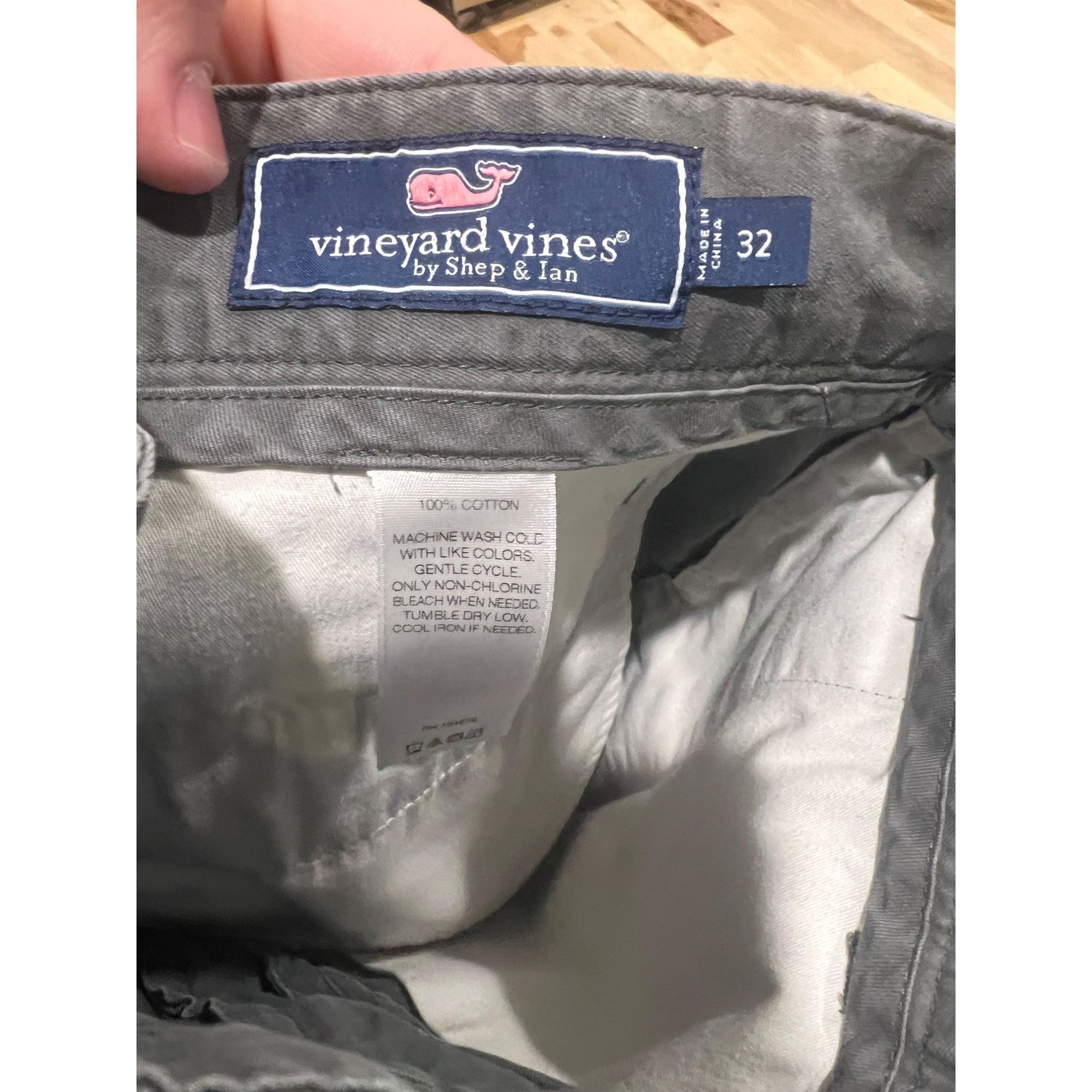 Vineyard Vines Vineyard Vines Mens Shorts - Size 32 Size US 32 / EU 48 - 4 Thumbnail
