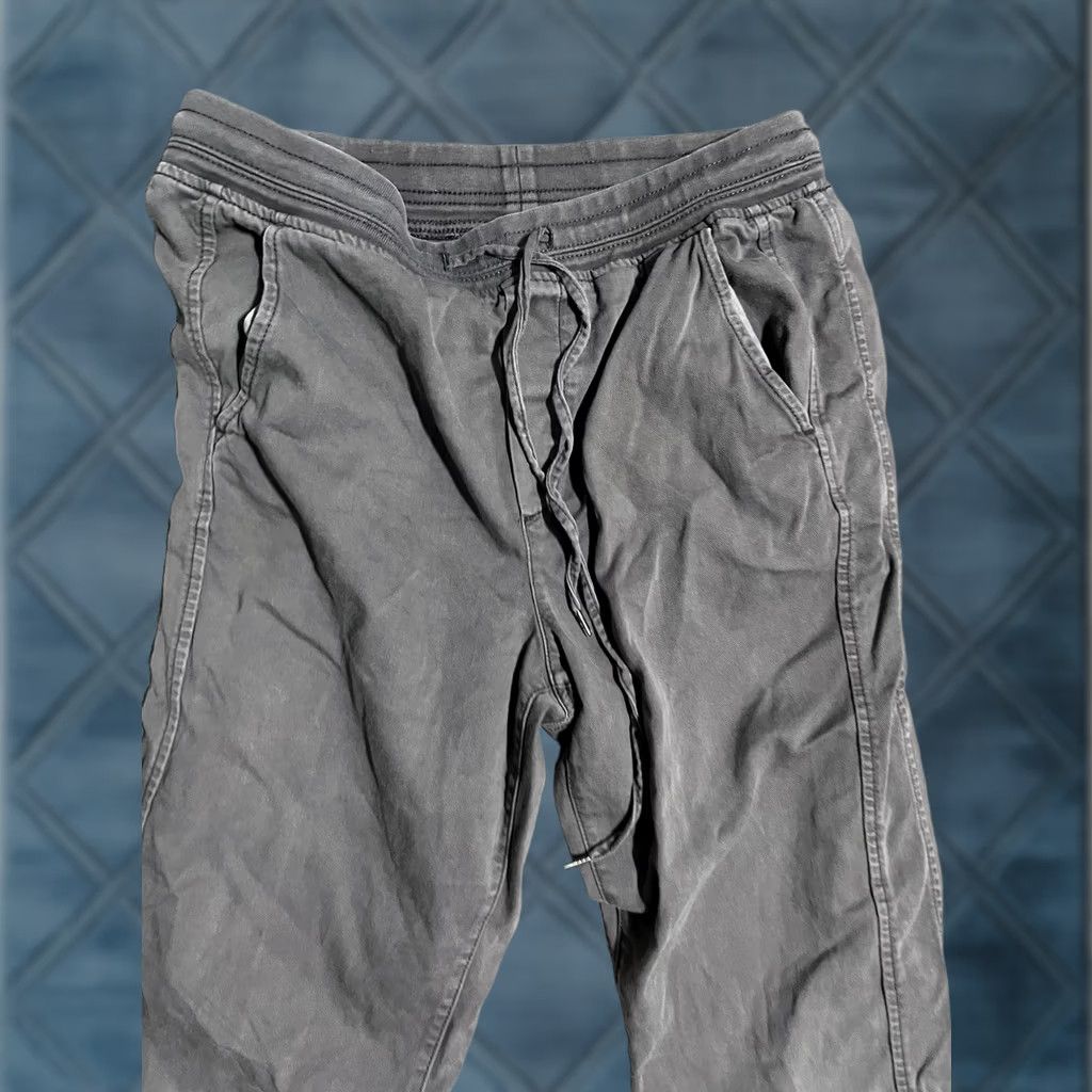 Gap GAP Pants M Gray Jogger Tapered Leg Stretch Pull On Cuffed Women's Size 32" / US 10 / IT 46 - 1 Thumbnail