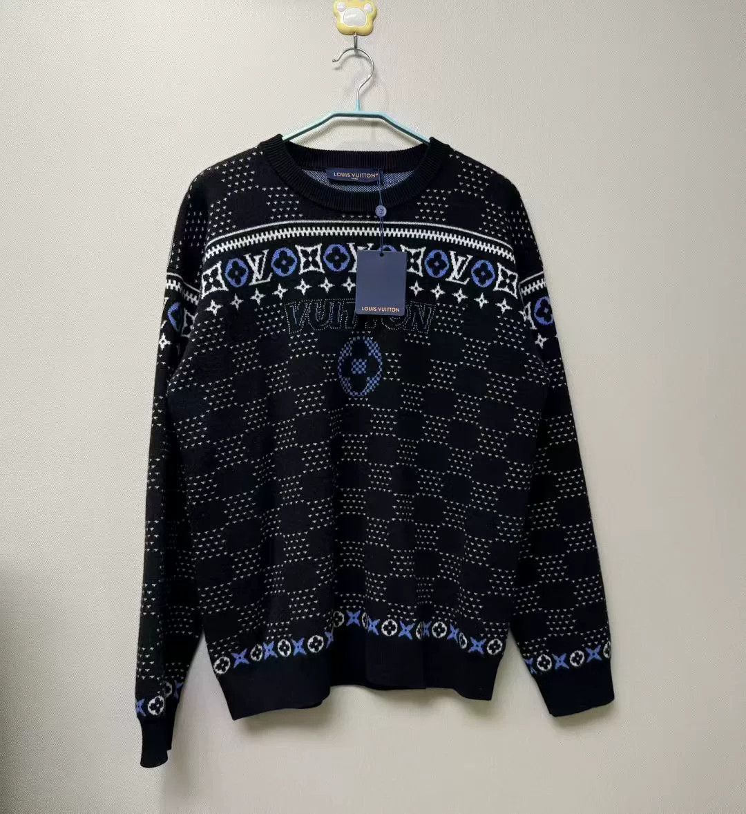 Louis Vuitton Louis Vuitton LV Ski Full Logo Sweater Size US L / EU 52-54 / 3 - 1 Thumbnail
