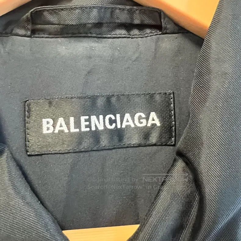 Balenciaga Balenciaga News logo printed nylon coach jacket coat Size US S / EU 44-46 / 1 - 4 Thumbnail