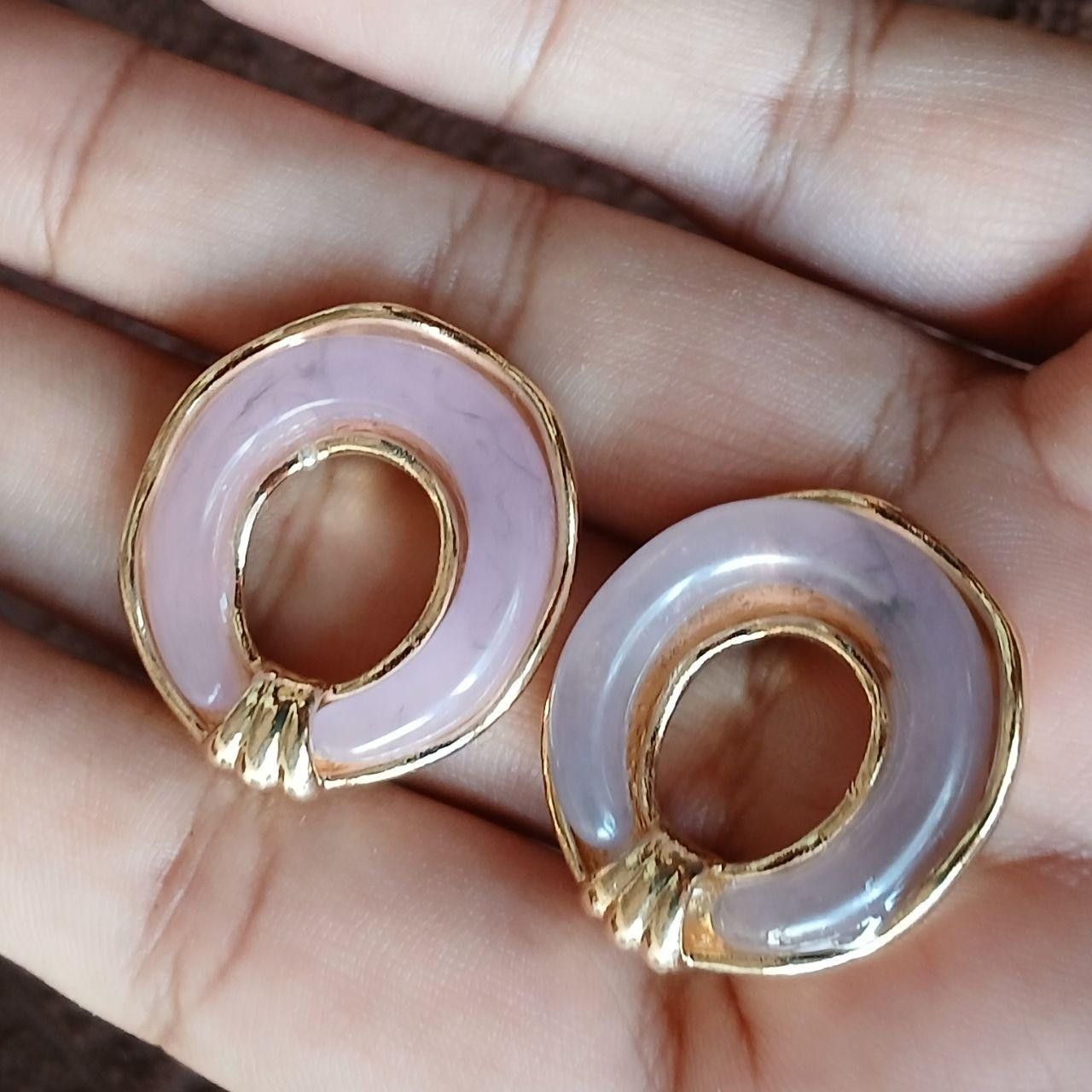 Other Elegant Hollow Oval Metal Resin Earrings Size ONE SIZE - 1 Thumbnail