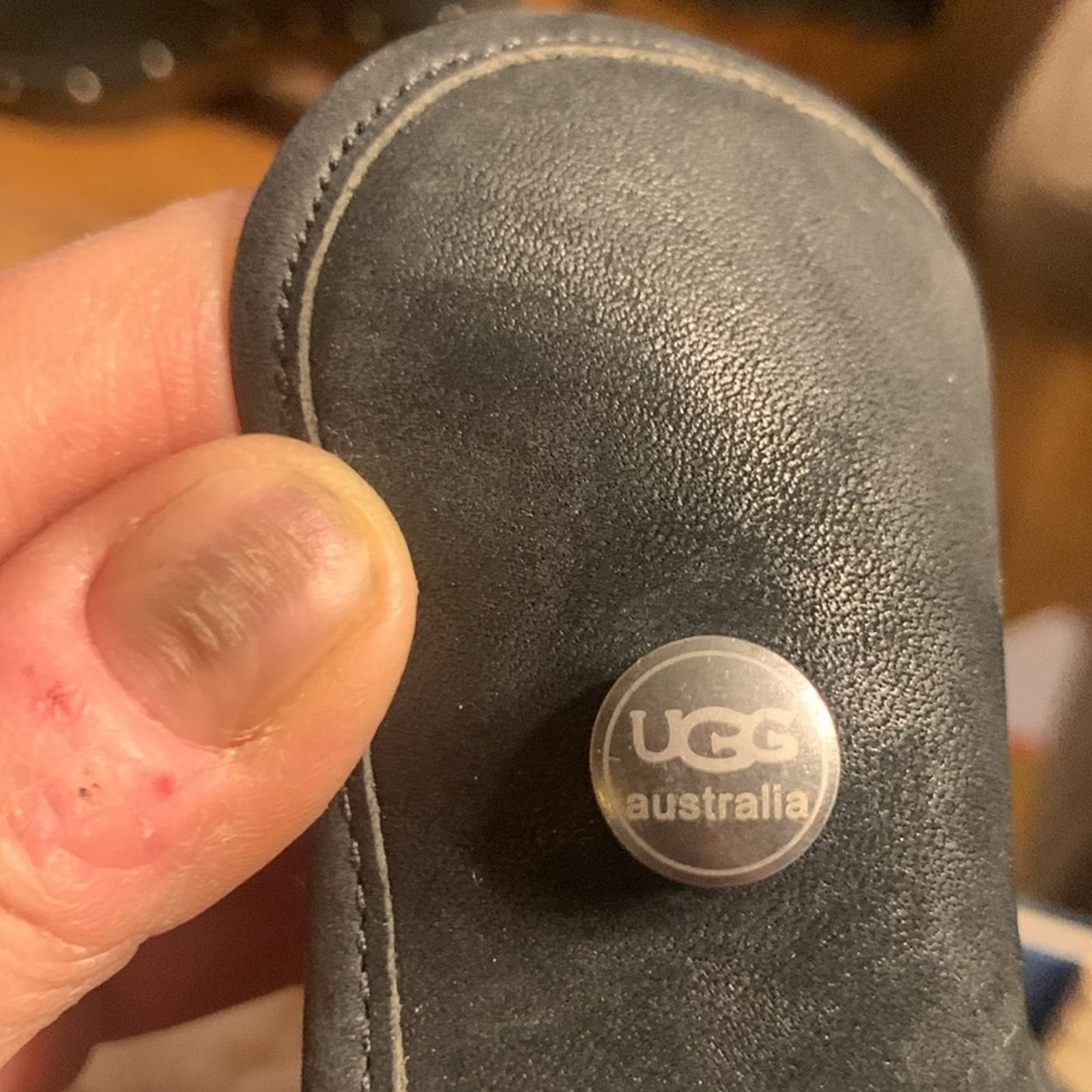 Ugg Uggs Lynnea black leather shearling clogs with studs detail Size US 5 / IT 35 - 7 Thumbnail