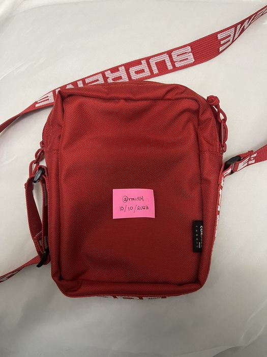 Shoulder supreme ss18 hot sale