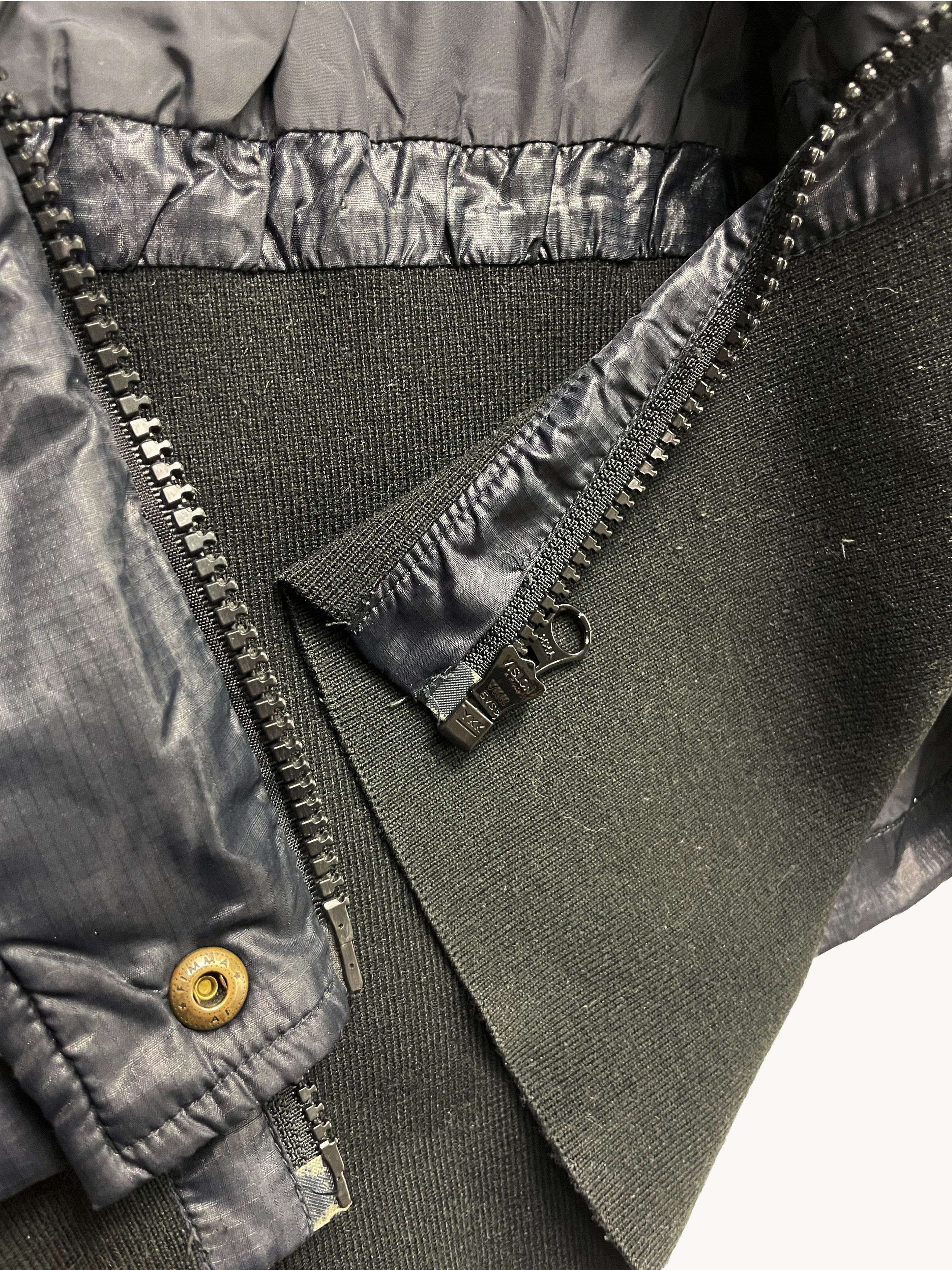 Emporio Armani Vintage Armani Technical Modular 3 in 1 Down Jacket Gilet Size S / US 4 / IT 40 - 13 Thumbnail