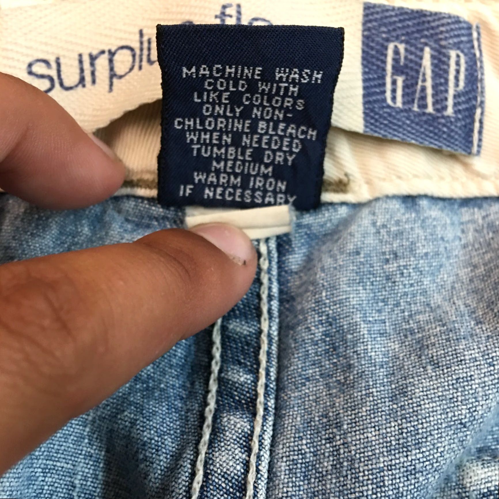Gap VINTAGE Gap 1969 Denim Jeans Wide-Leg Womens Size 10 Blue 32x32 90s Bohemian Retro Distressed- Free? Size 32" / US 10 / IT 46 - 6 Thumbnail