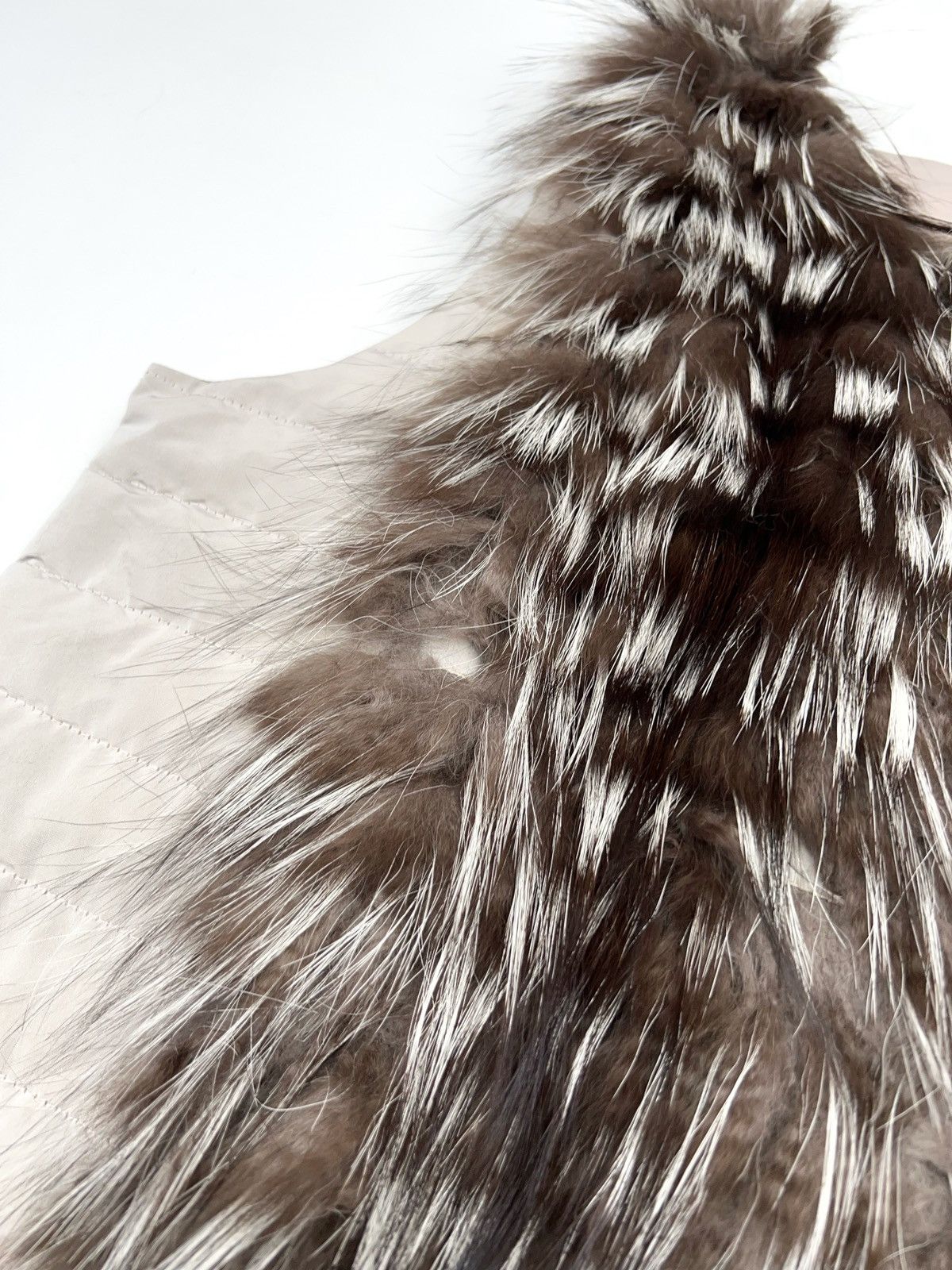 Fabiana Filippi Fabiana Filippi Fox Fur Goose Down Vest Beige Light Grey Size M / US 6-8 / IT 42-44 - 14 Thumbnail