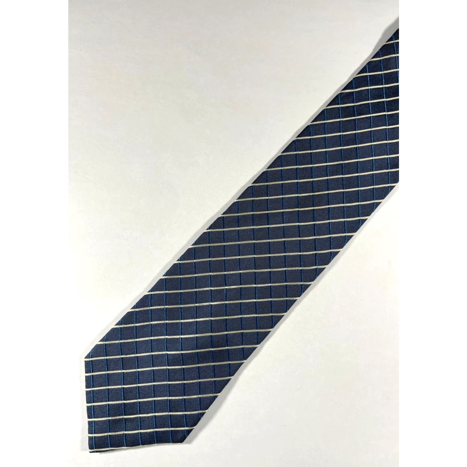Sulka Sulka Men’s Luxury Silk Tie Geometric Gray Made in France Silk Wide 3.75" Classic Length 60" Size ONE SIZE - 3 Thumbnail