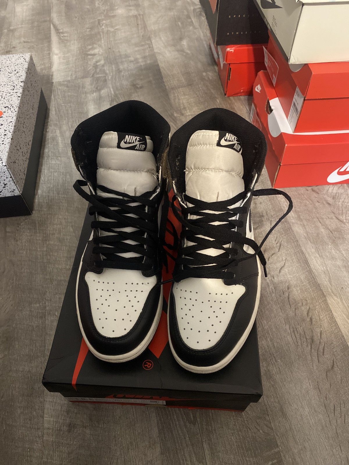 Jordan Brand Jordan 1 retro high dark mocha size 10.5 Size US 10.5 / EU 43-44 - 2 Thumbnail