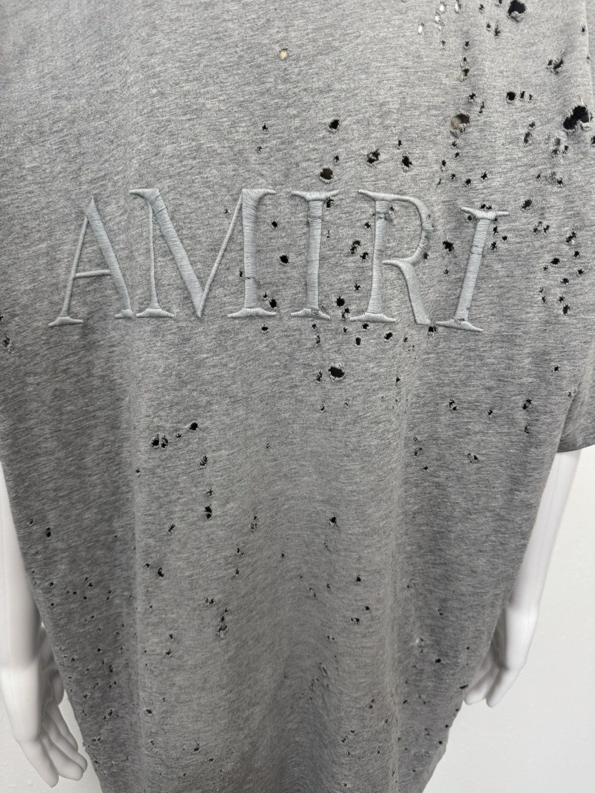 Amiri NWT Amiri Shotgun Embroidered Distressed Tee in Grey Size US L / EU 52-54 / 3 - 7 Thumbnail